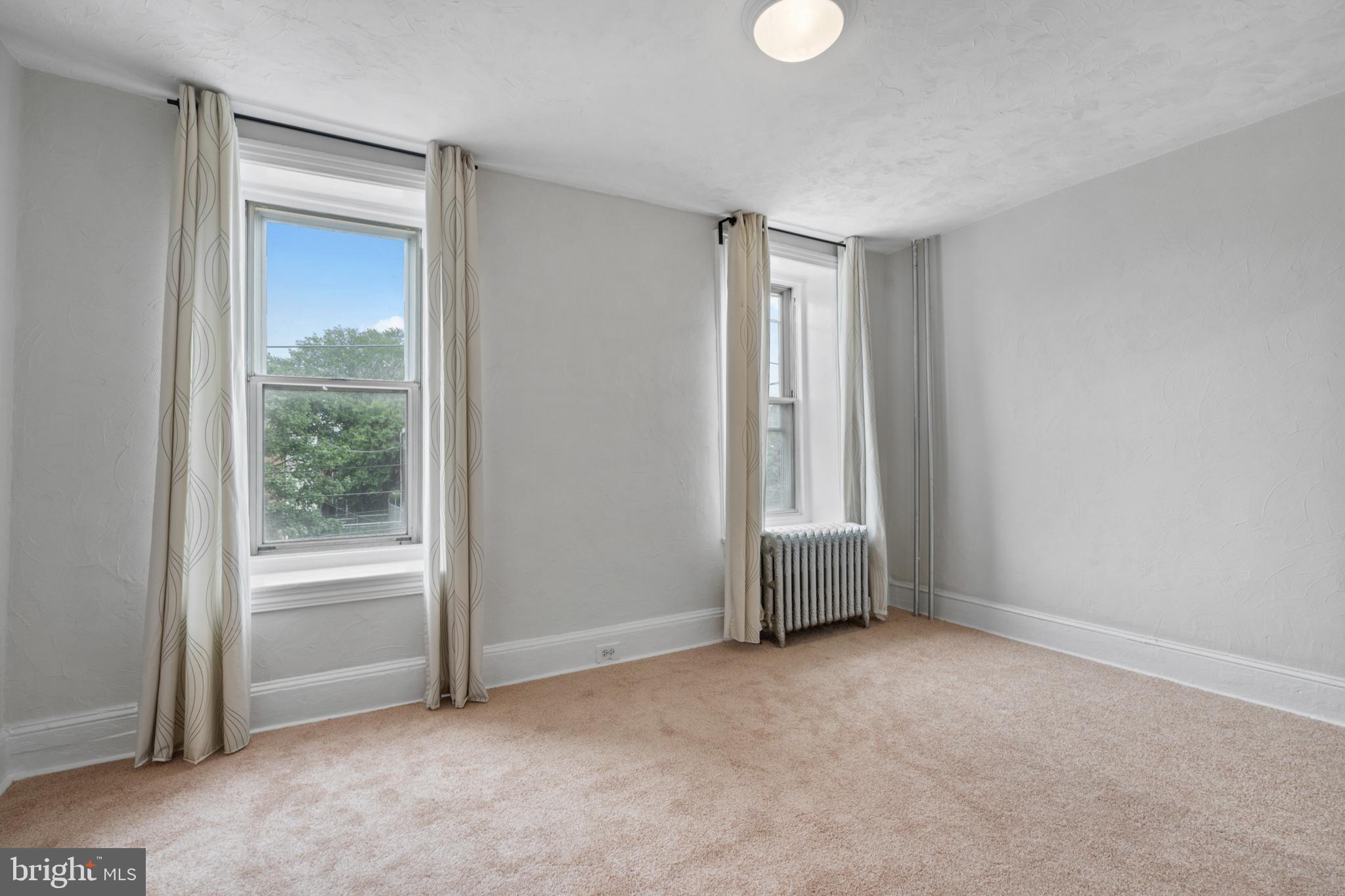 GERMANTOWN - Residential