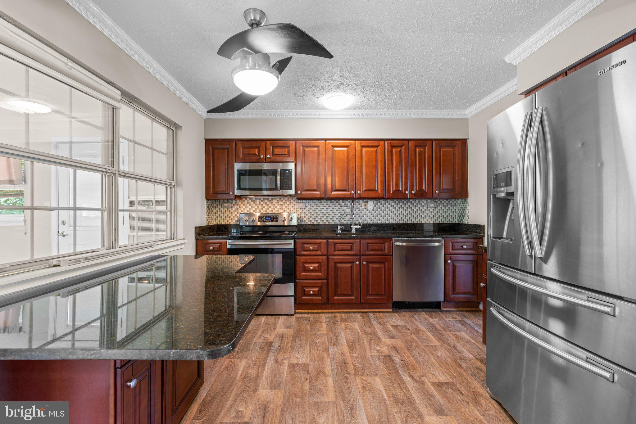 TREVOR WOODS - Residential