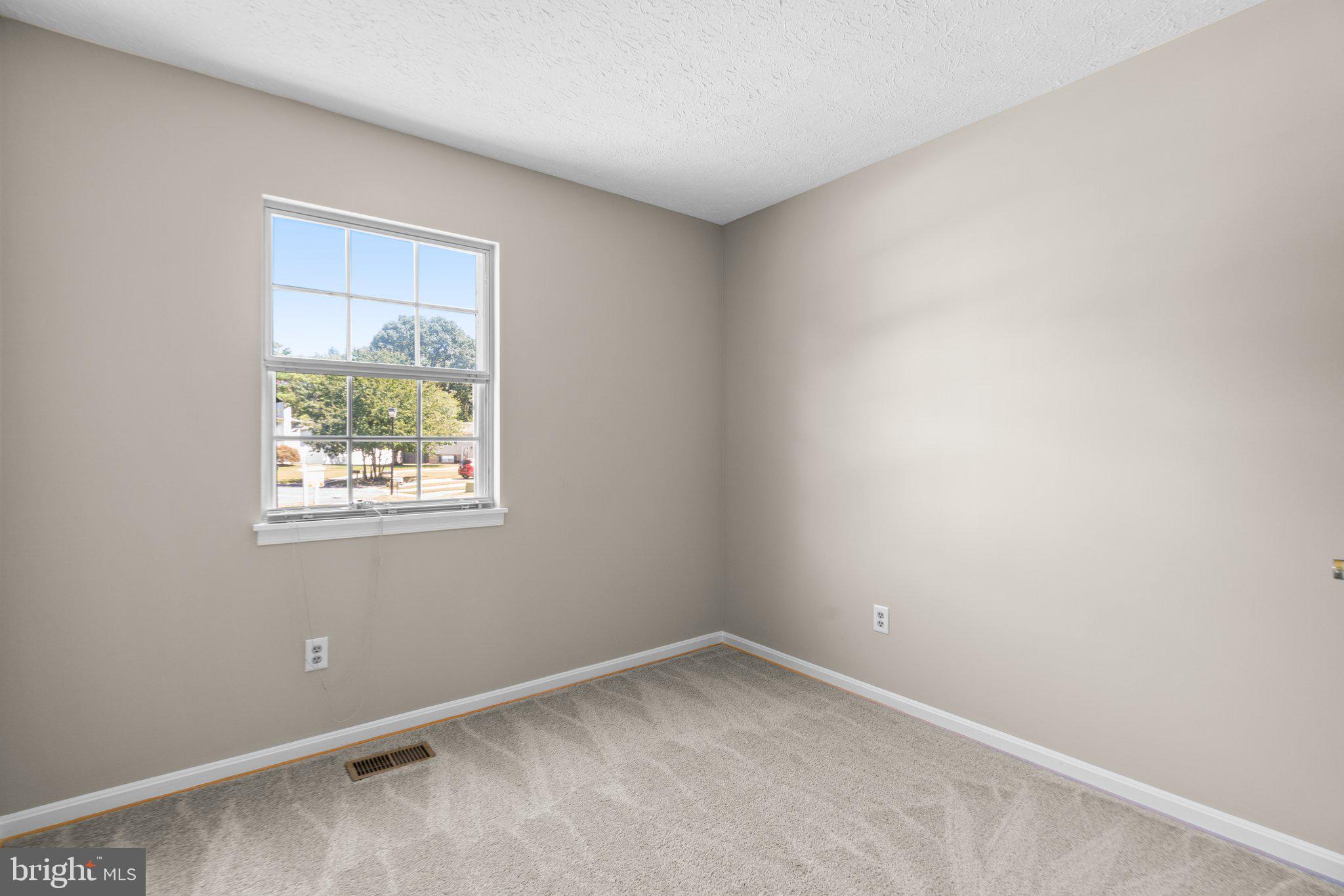 TREVOR WOODS - Residential