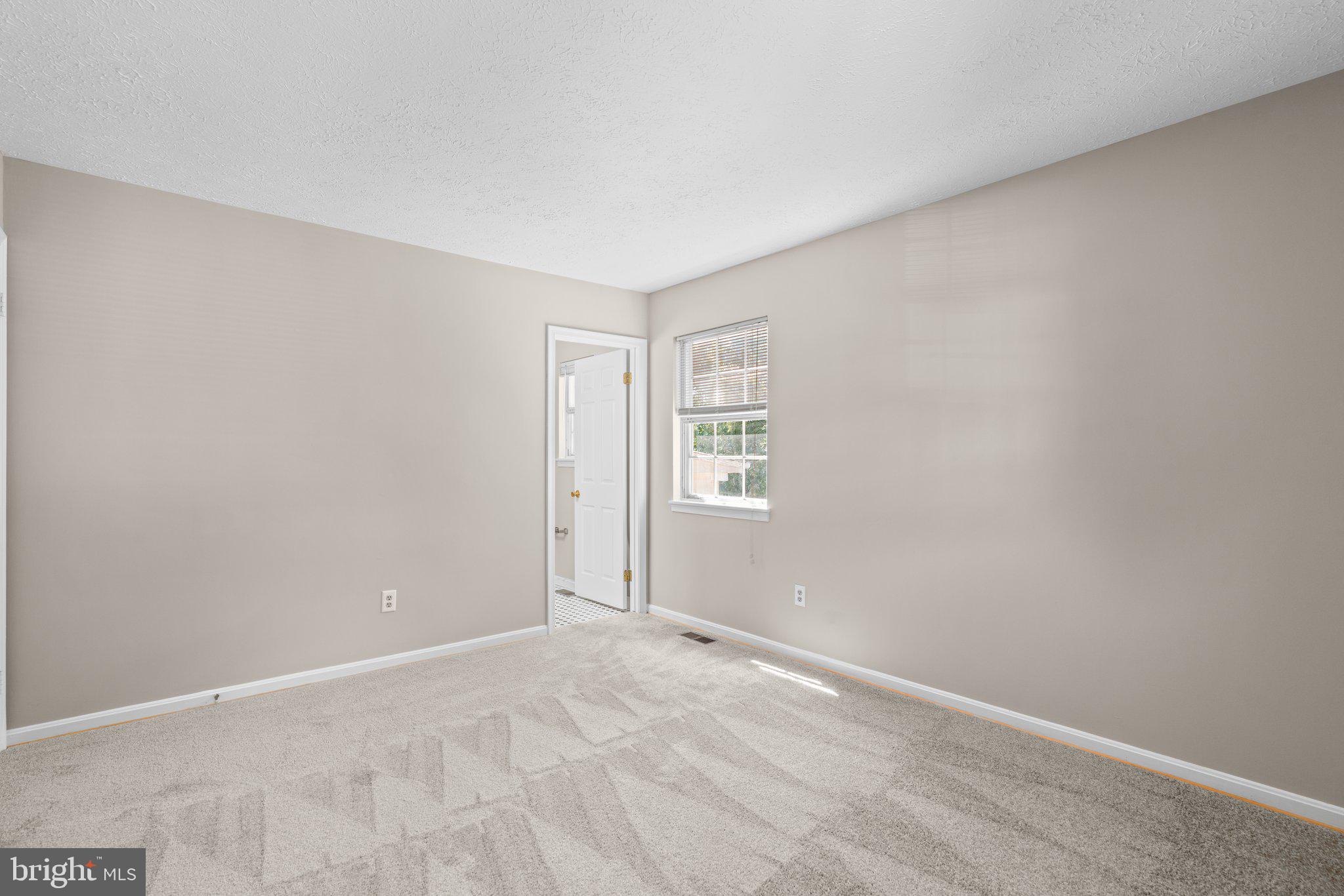 TREVOR WOODS - Residential