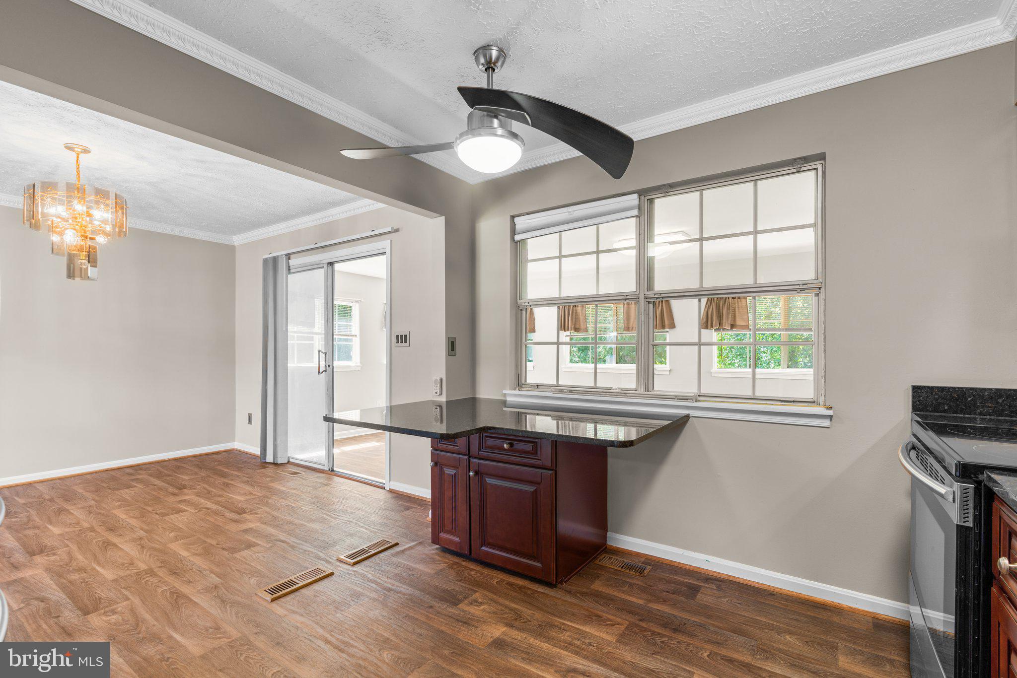 TREVOR WOODS - Residential