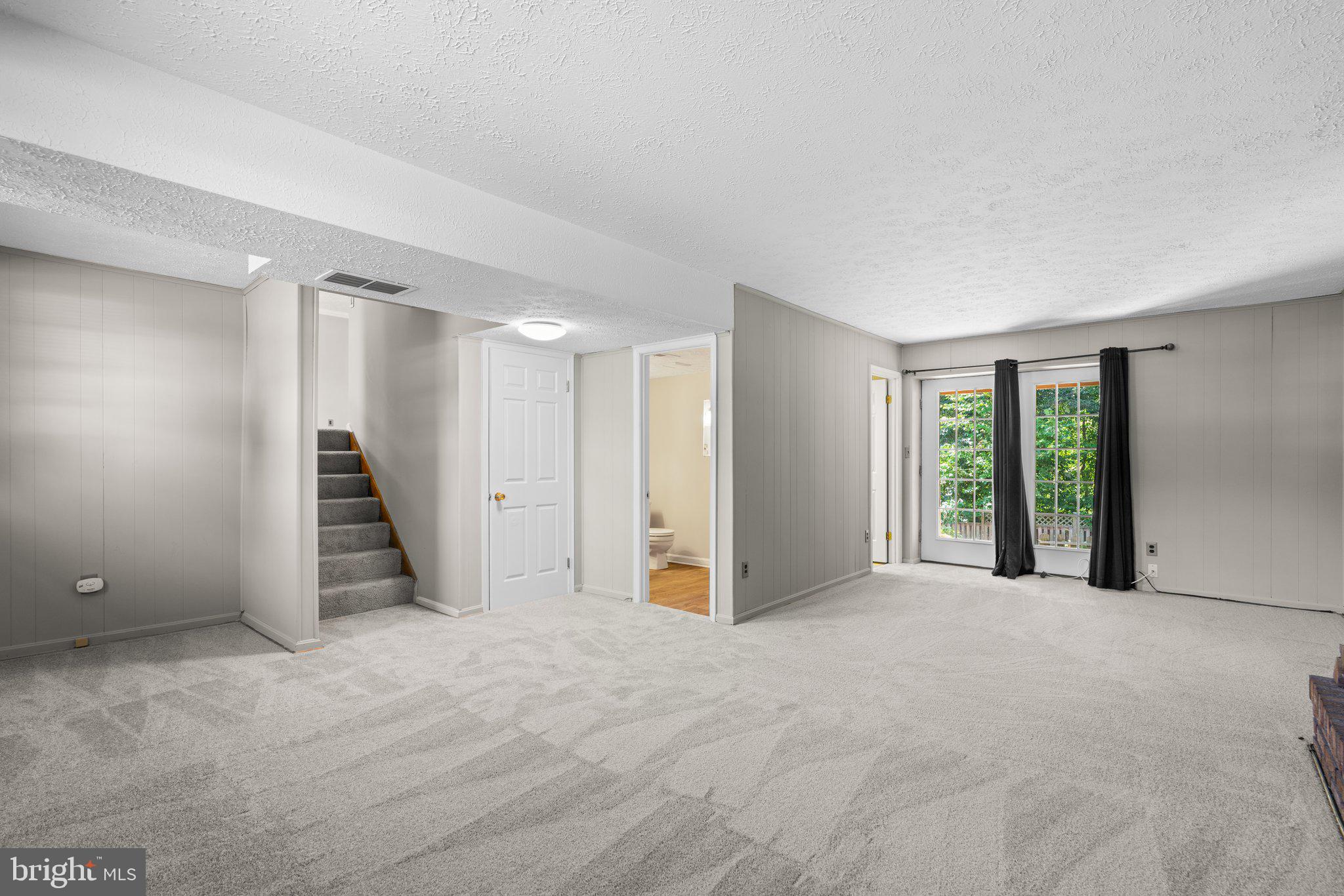 TREVOR WOODS - Residential