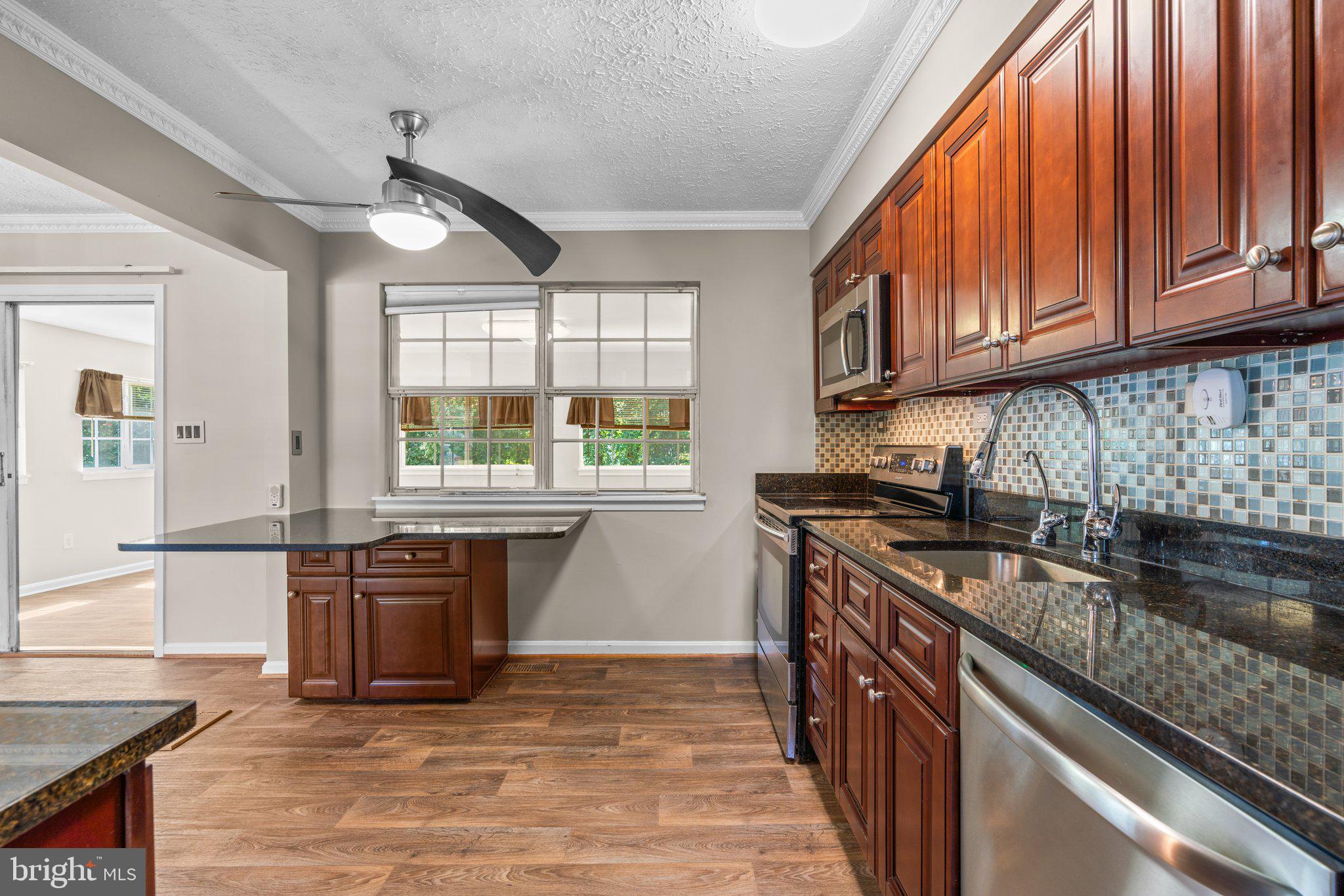 TREVOR WOODS - Residential