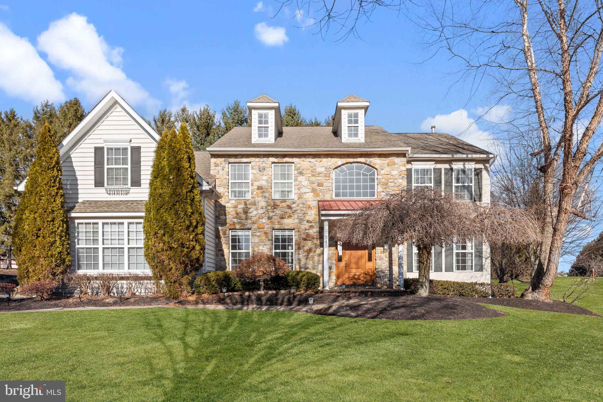 MEADOWBROOK - Residential