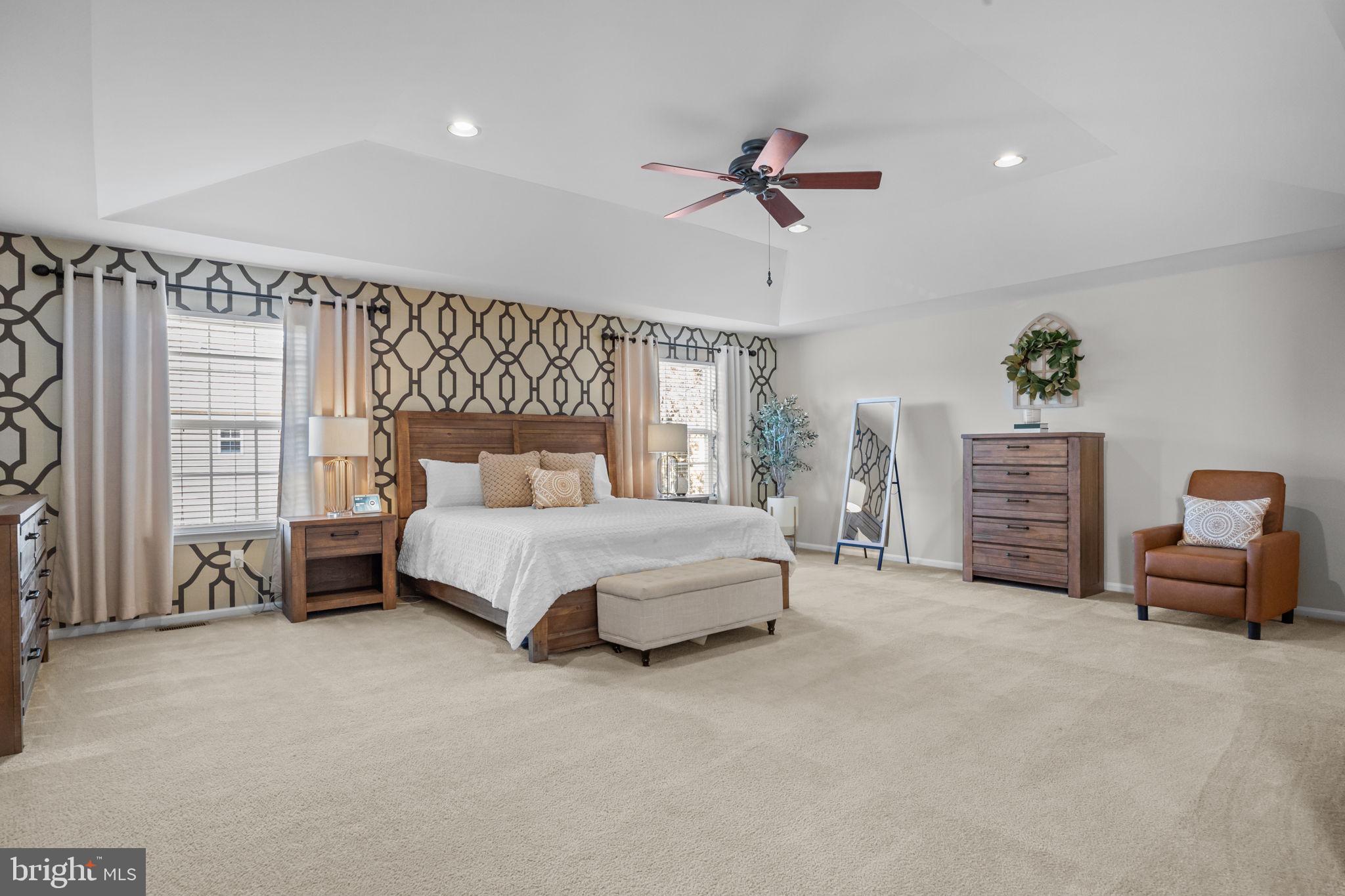 MEADOWBROOK - Residential