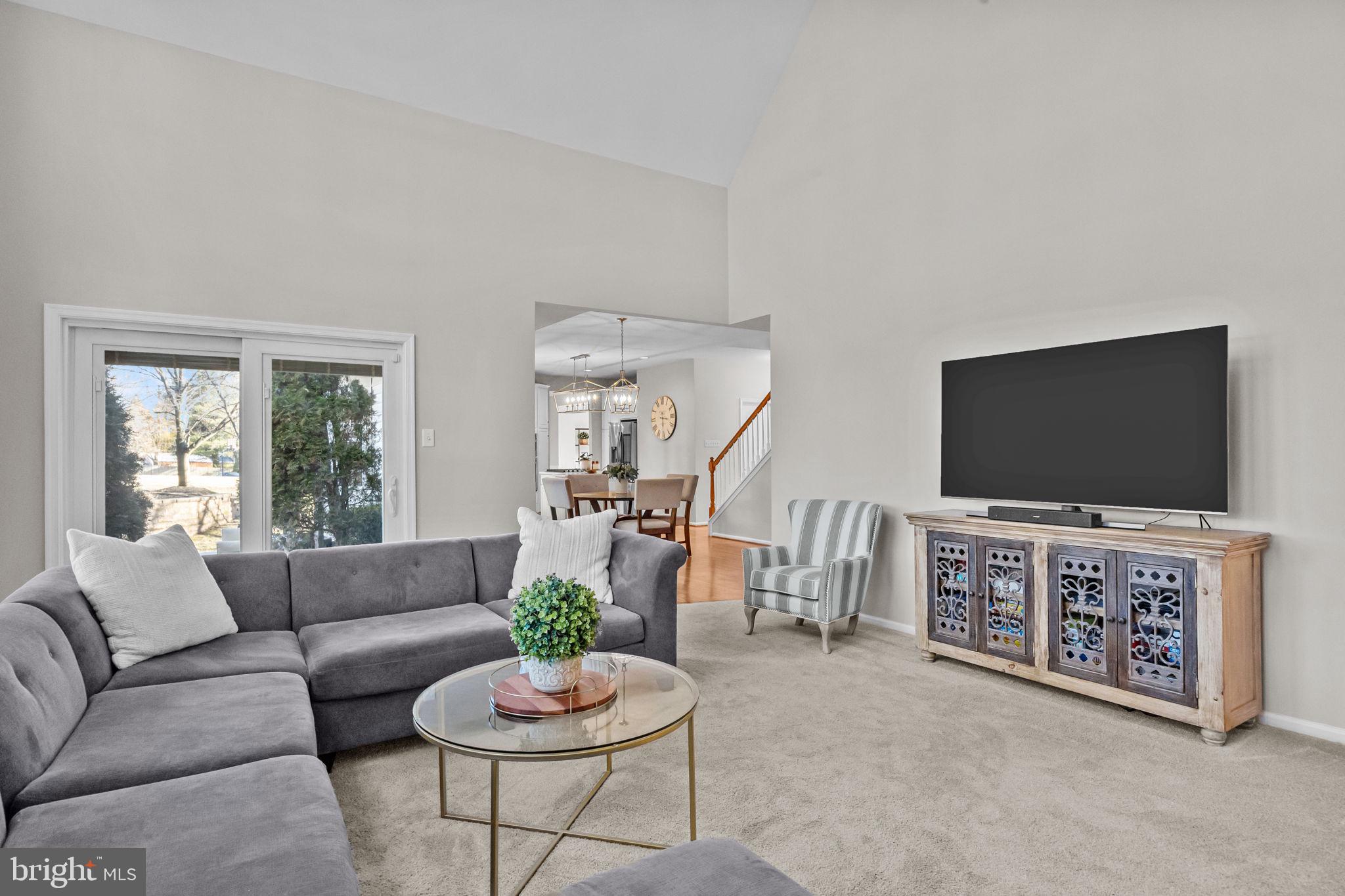 MEADOWBROOK - Residential