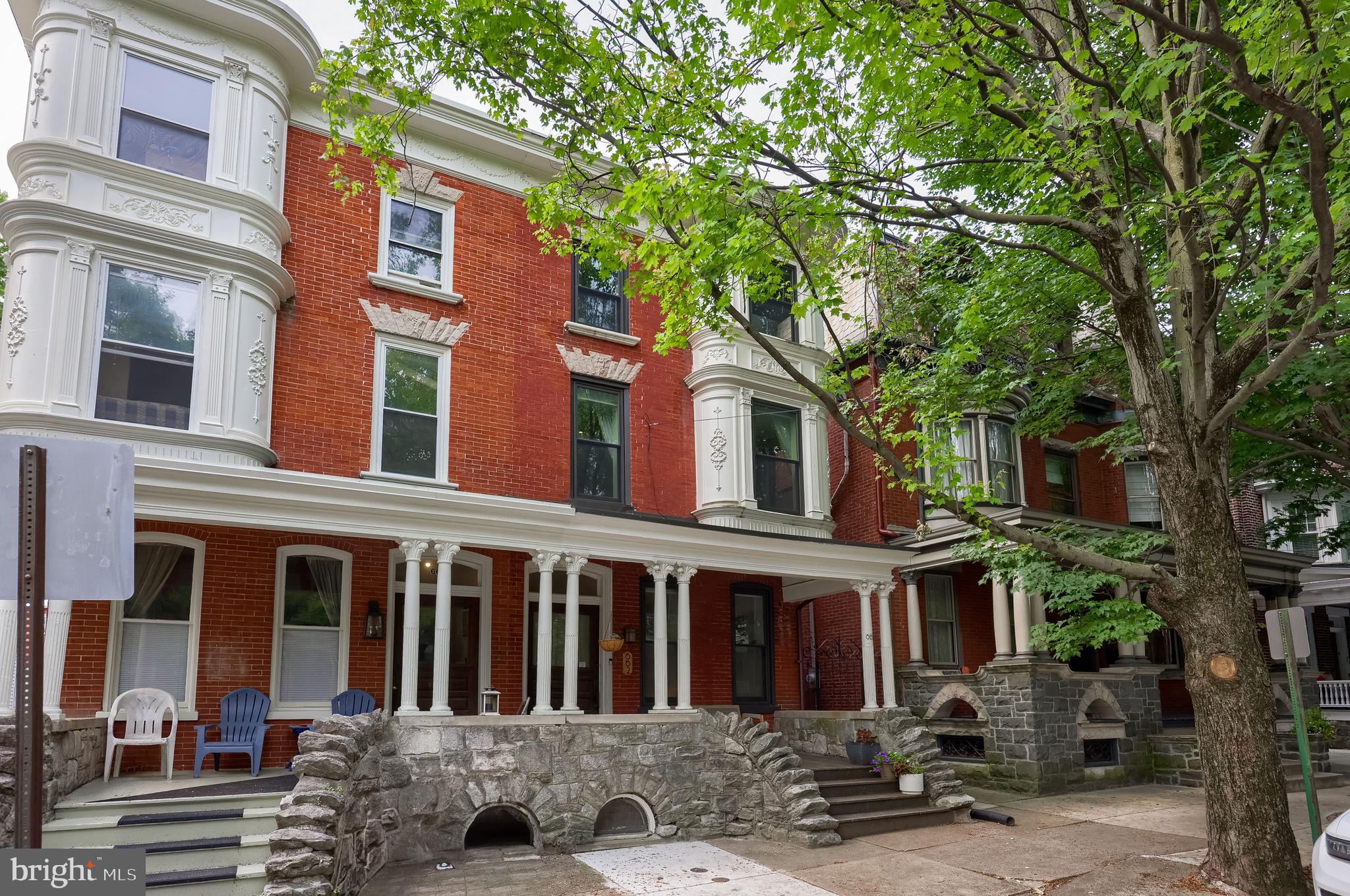 662 W CHESTNUT STREET