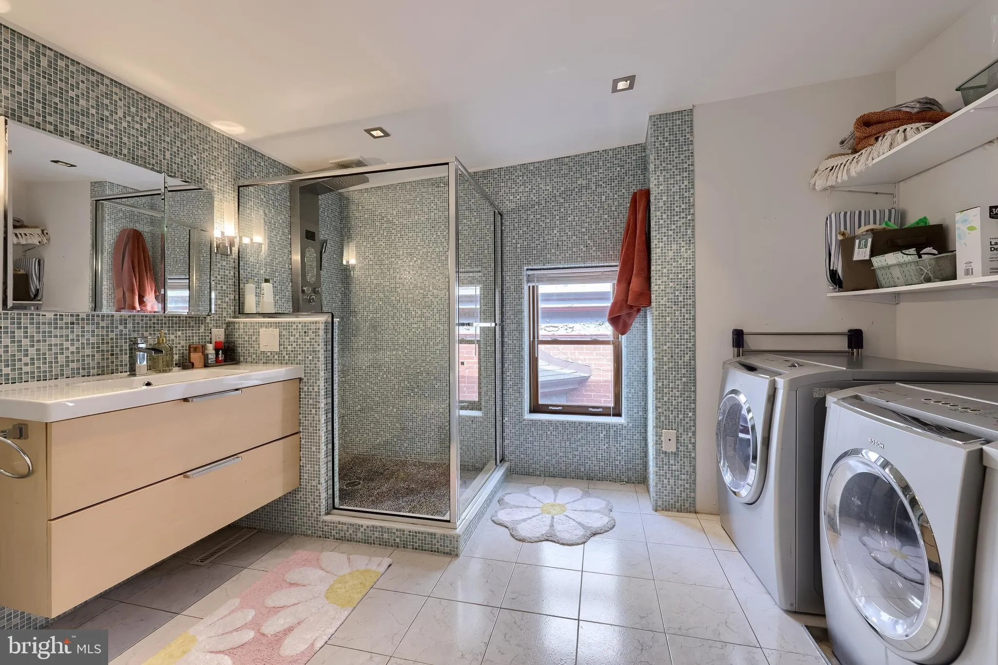 Lancaster, Pennsylvania 17603, United States, 4 Bedrooms Bedrooms, ,2 BathroomsBathrooms,Residential,Active,158912