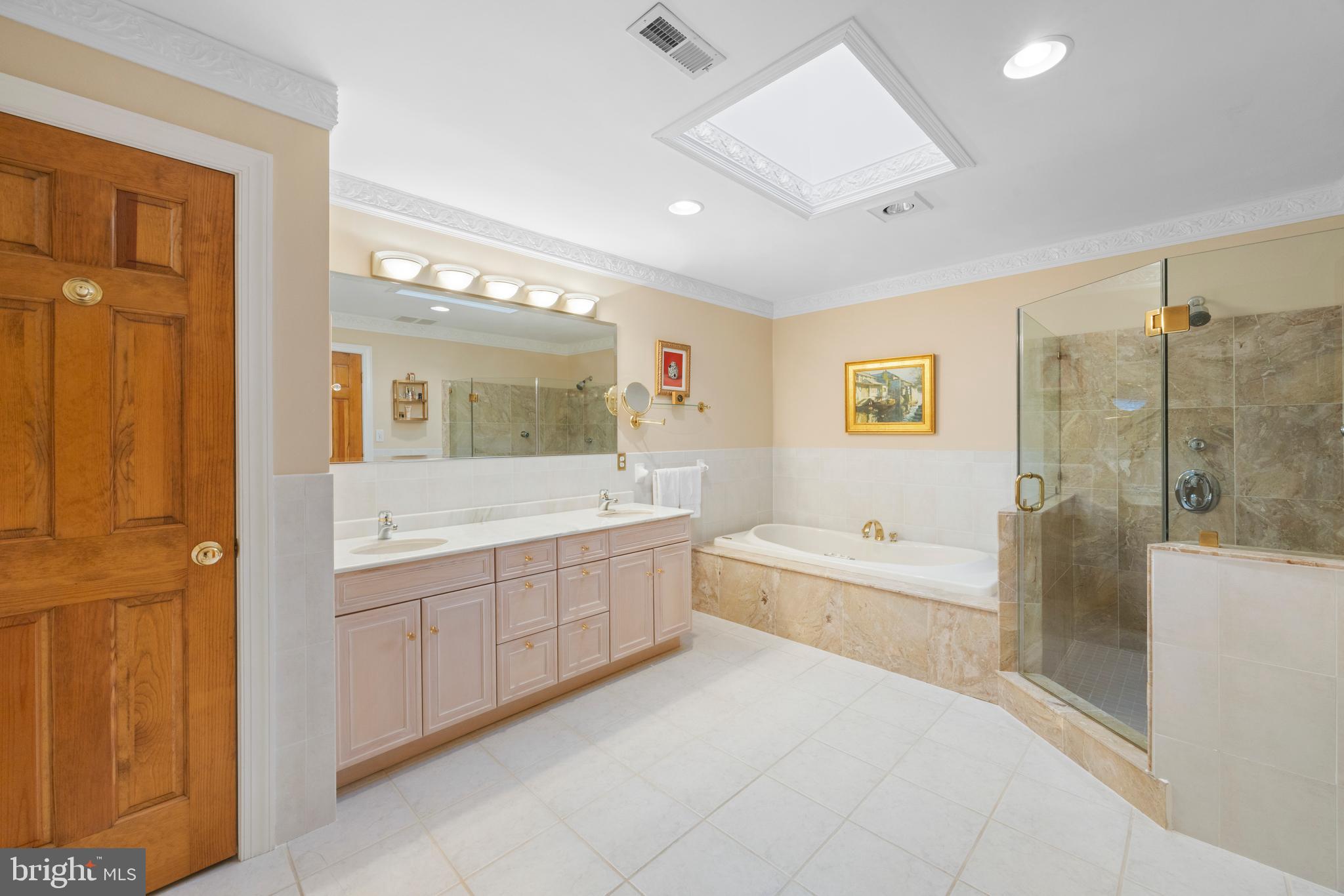 BELVOIR FARMS - Residential