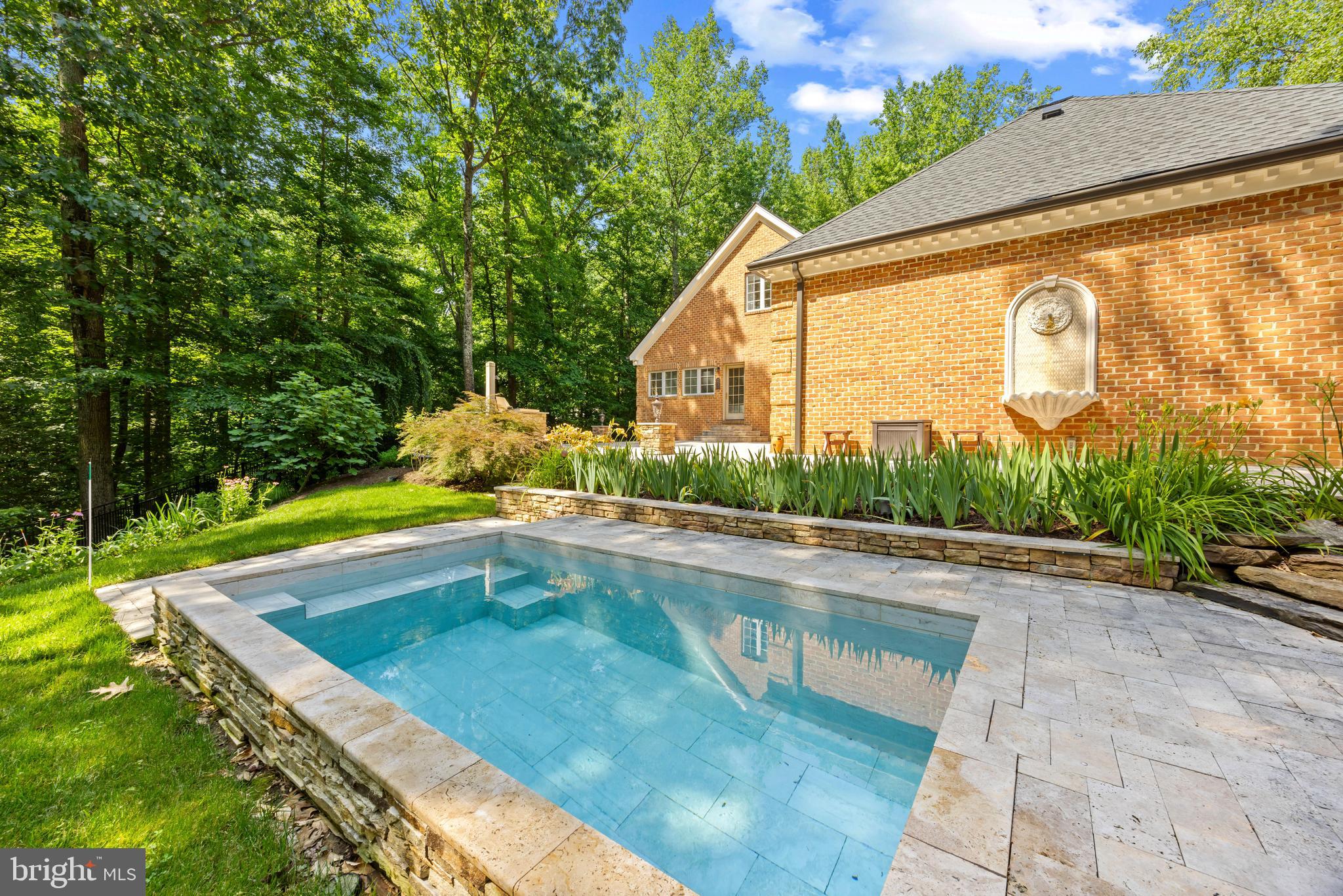 BELVOIR FARMS - Residential