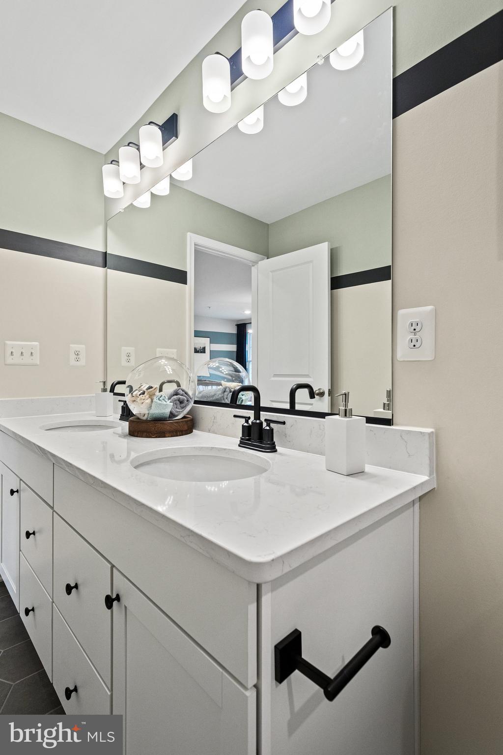 GRACE MEADOWS - Residential