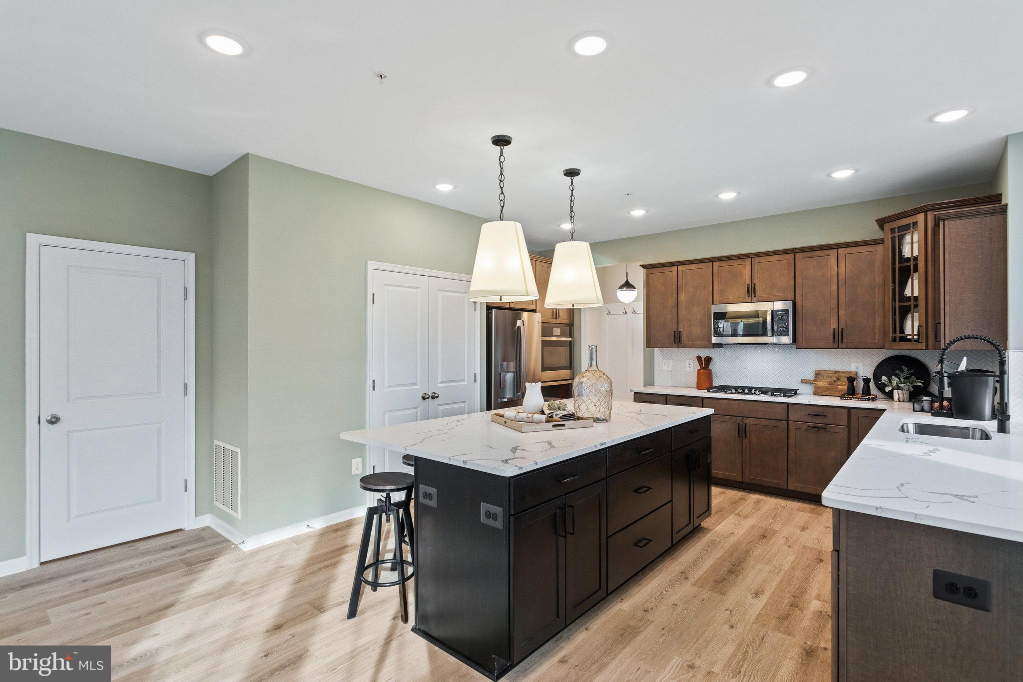 GRACE MEADOWS - Residential