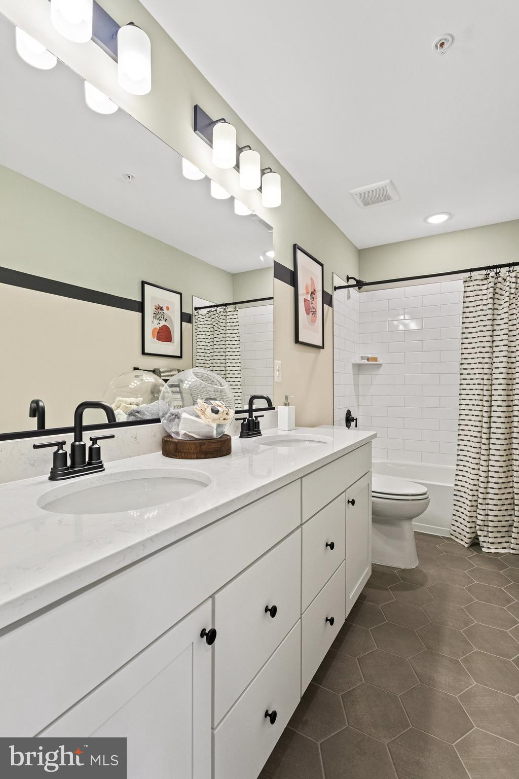 GRACE MEADOWS - Residential