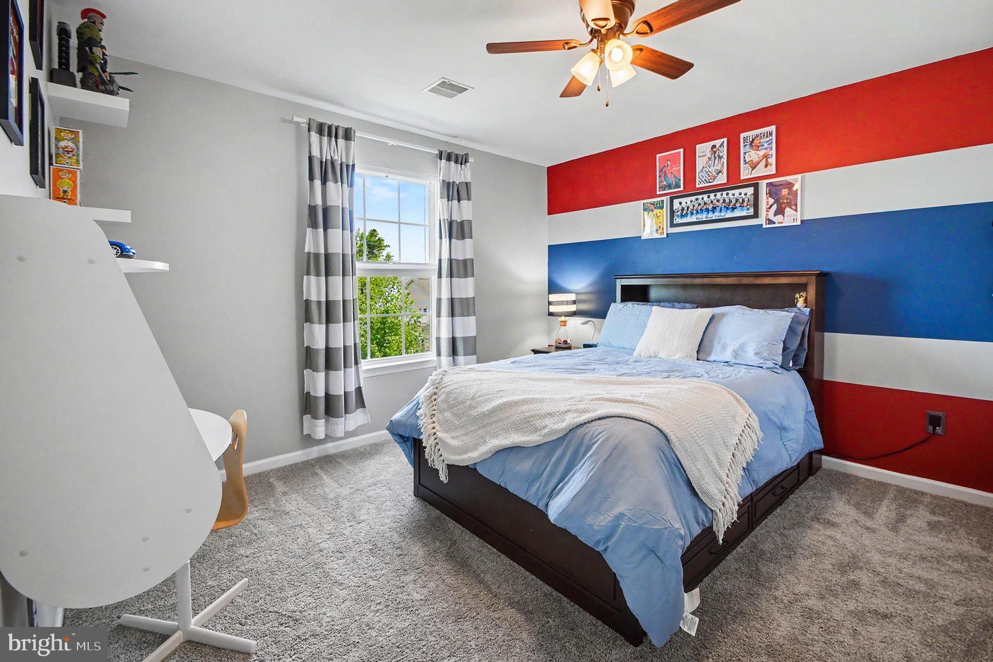 PRES AT MONTGOMERY - Residential