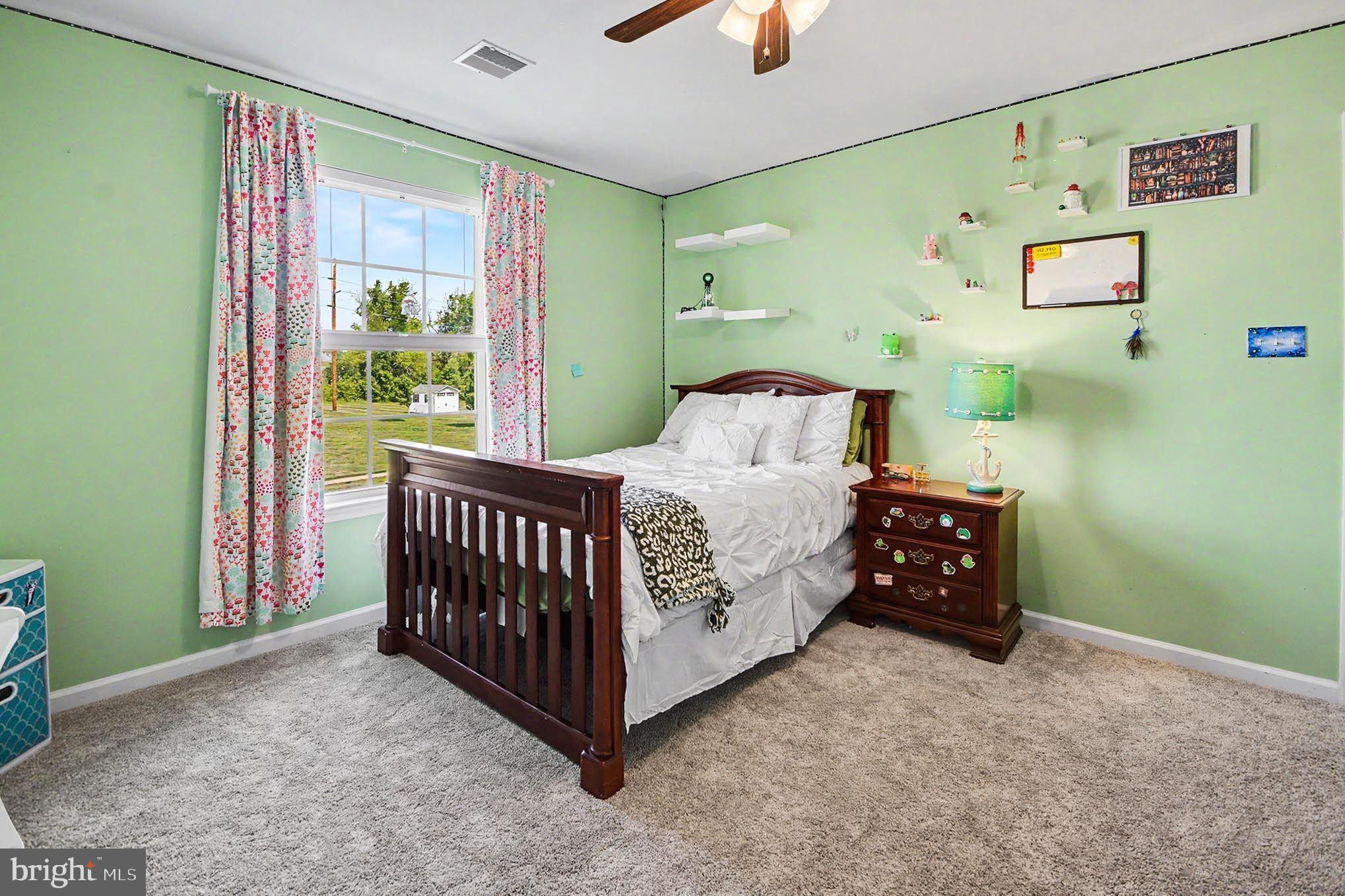 PRES AT MONTGOMERY - Residential