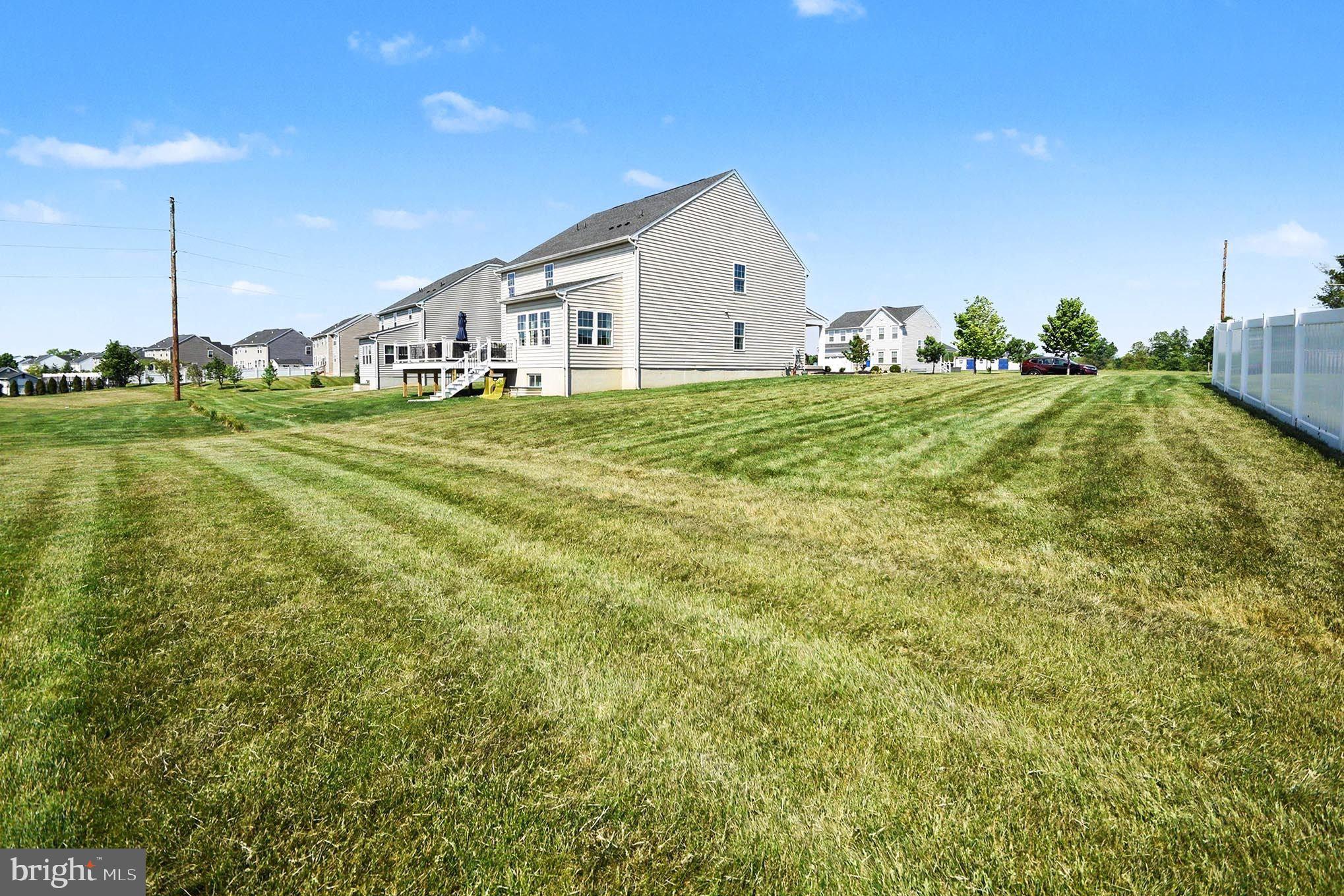 PRES AT MONTGOMERY - Residential