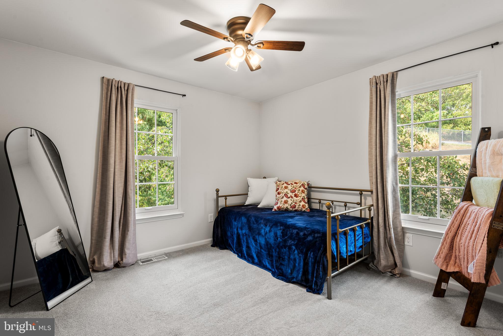 PROVIDENCE VIEW - Residential