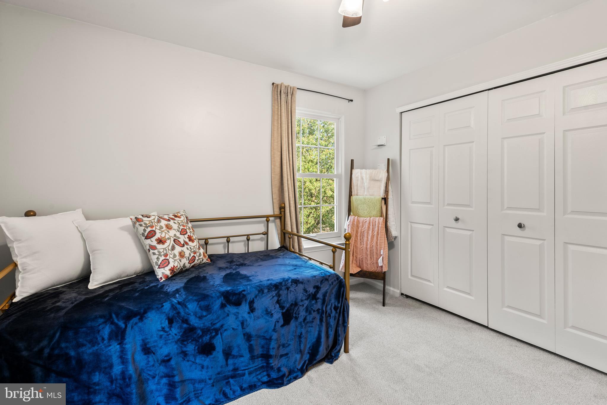 PROVIDENCE VIEW - Residential