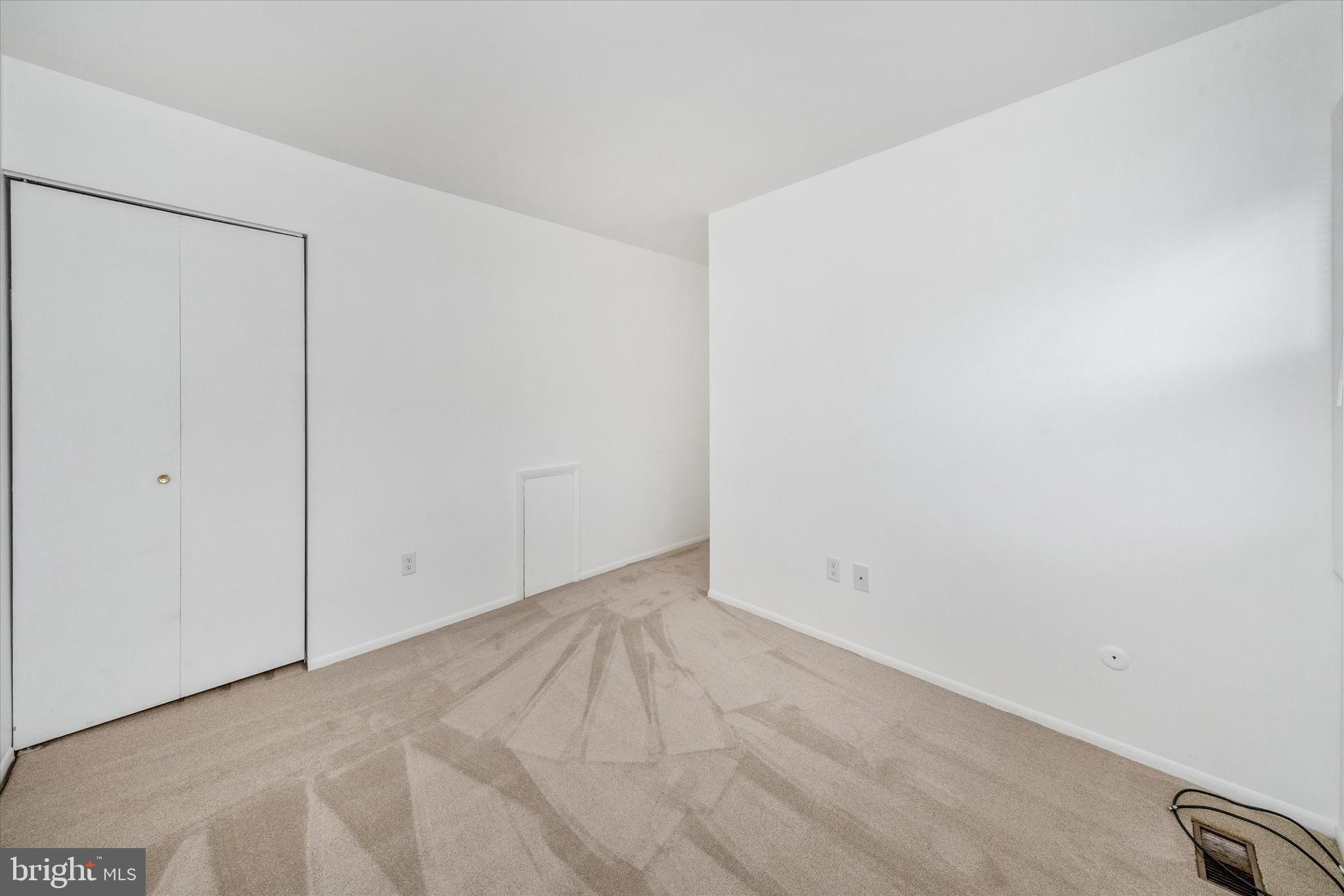 WHITE CHAPEL - Residential