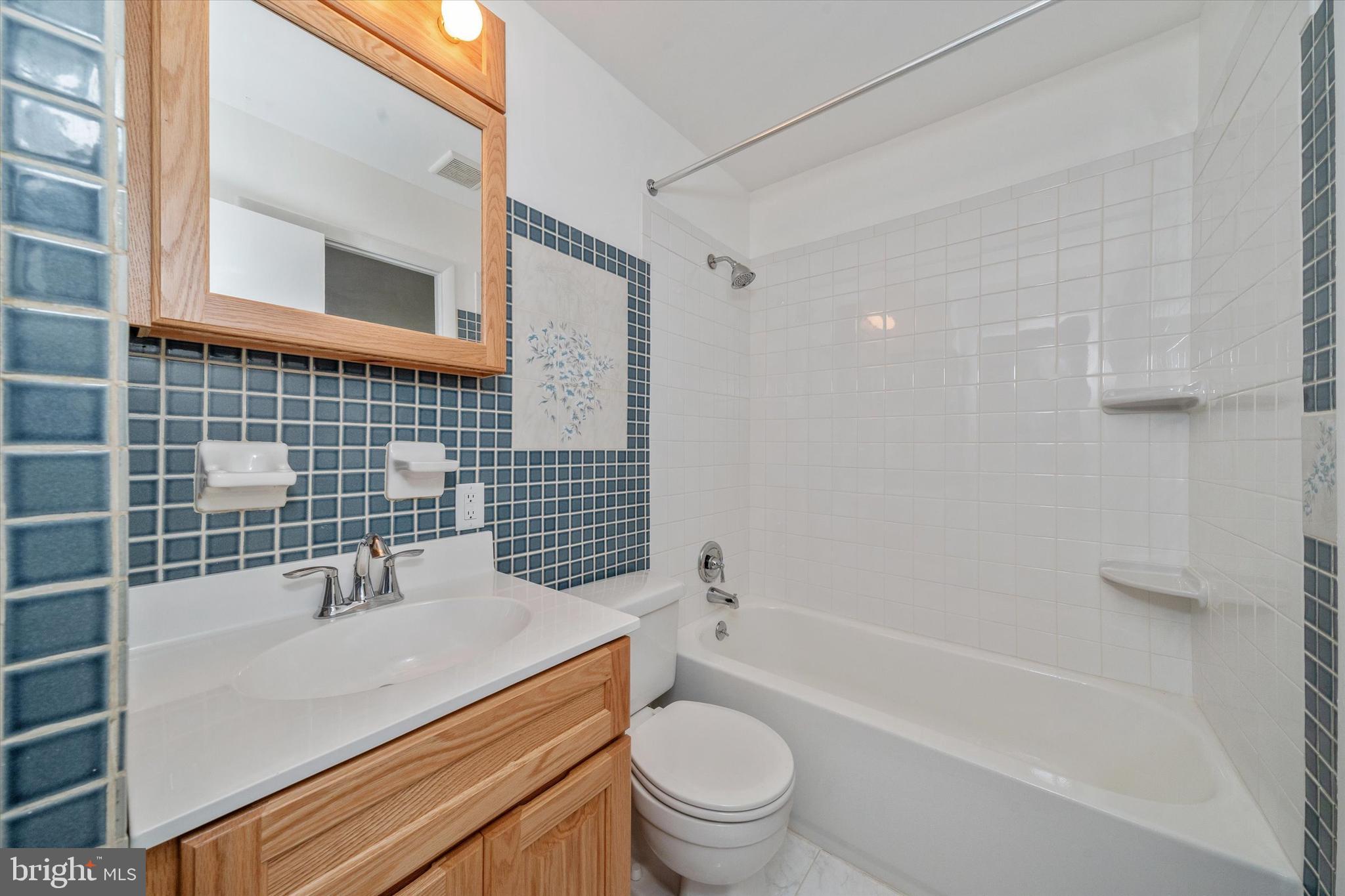 WHITE CHAPEL - Residential