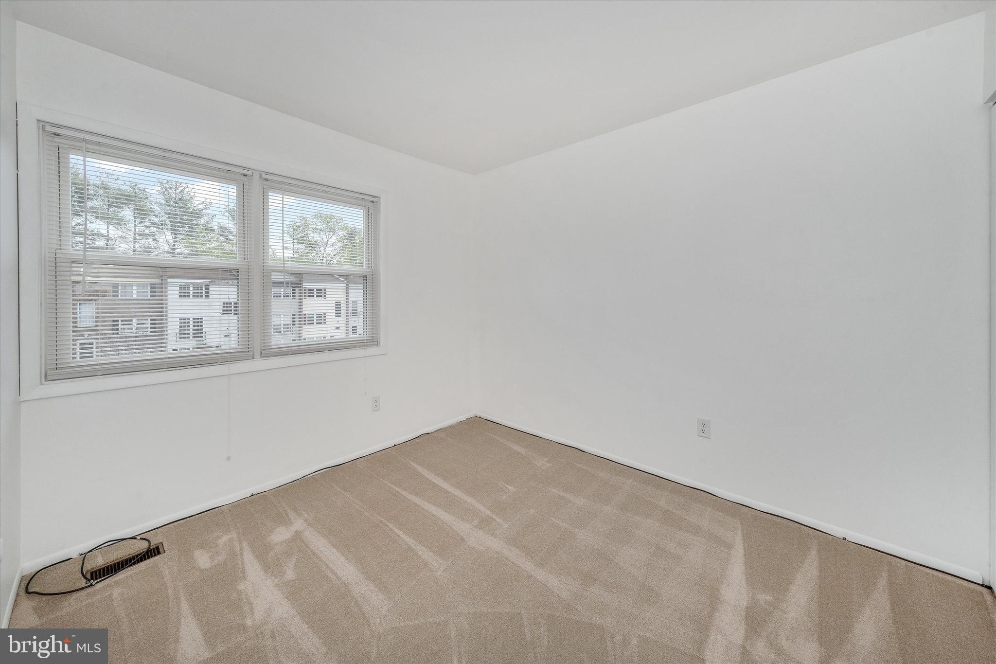 WHITE CHAPEL - Residential