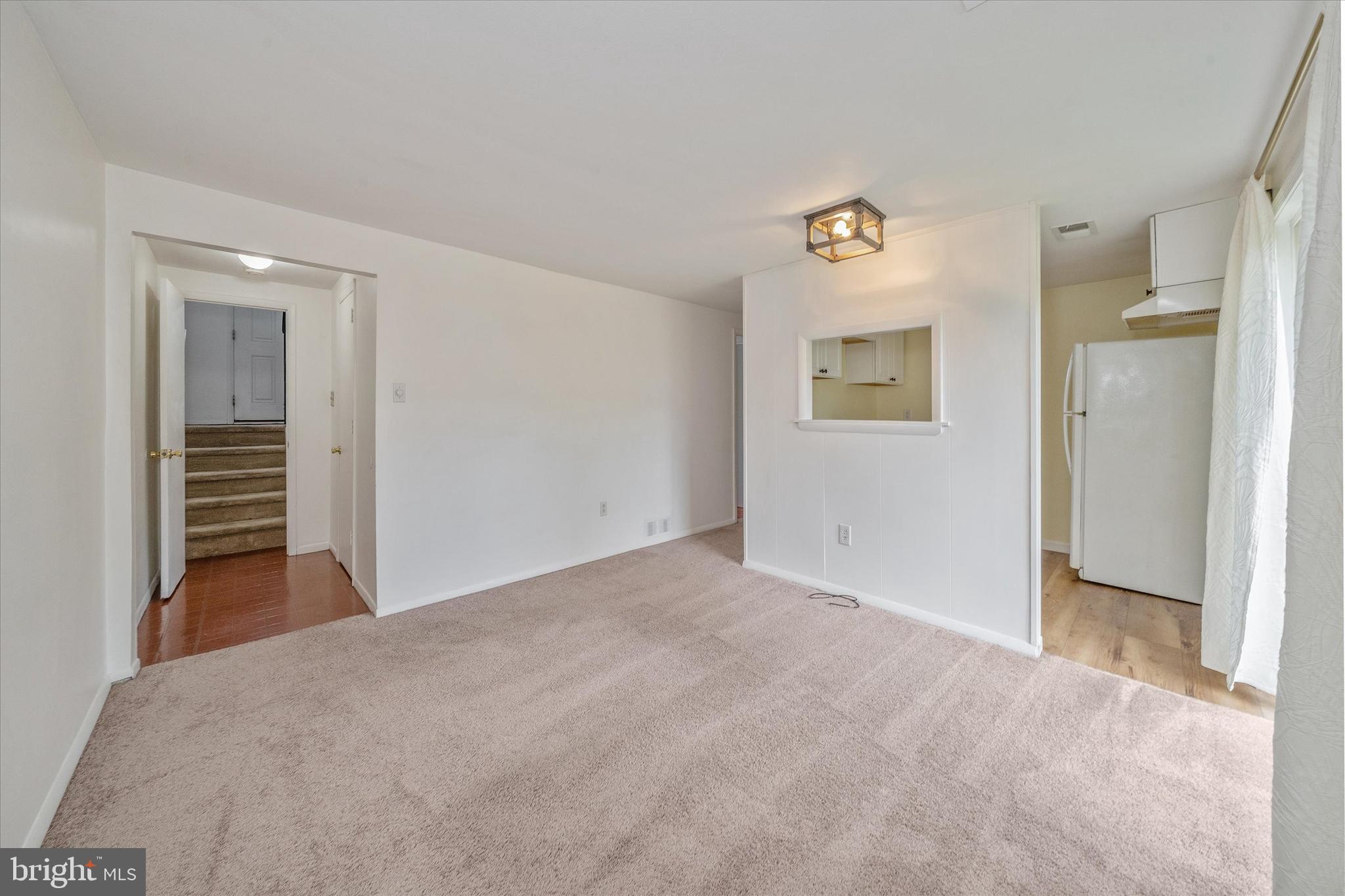 WHITE CHAPEL - Residential