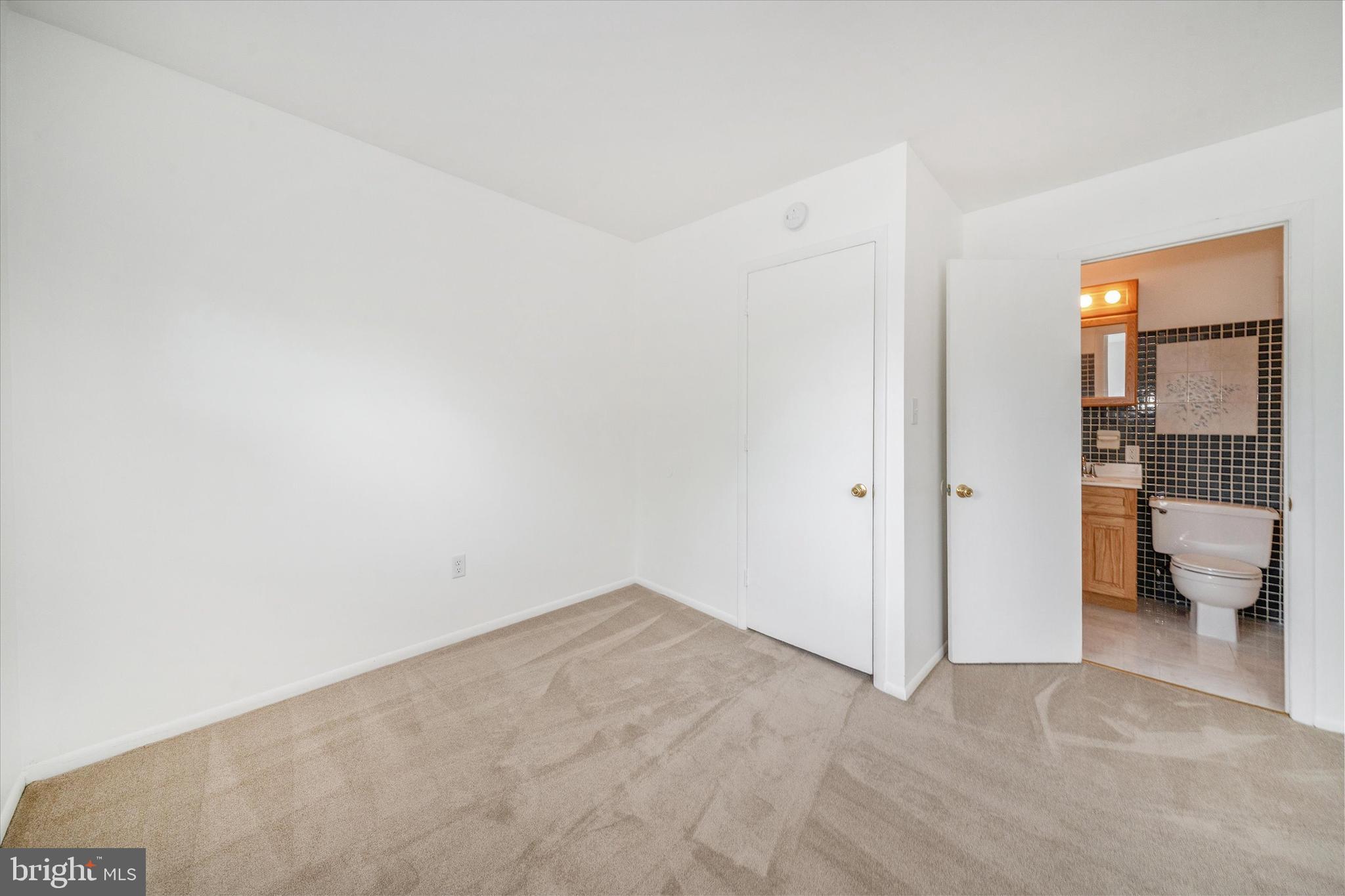 WHITE CHAPEL - Residential