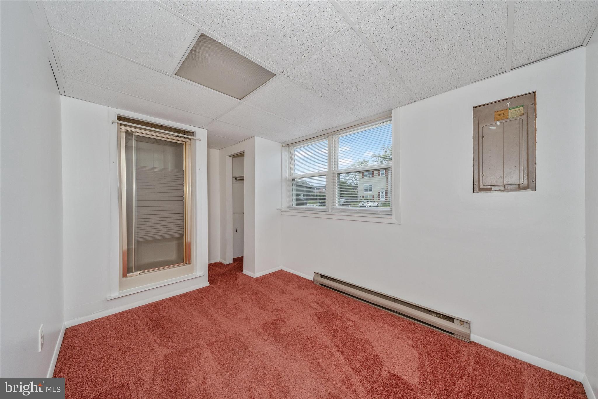 WHITE CHAPEL - Residential