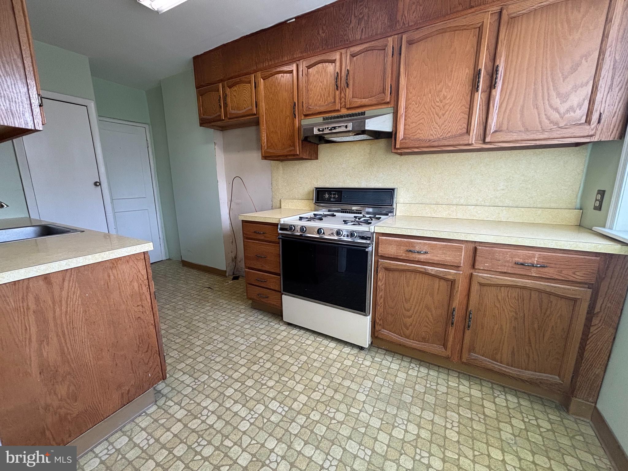 DREXEL PARK GARDEN - Residential