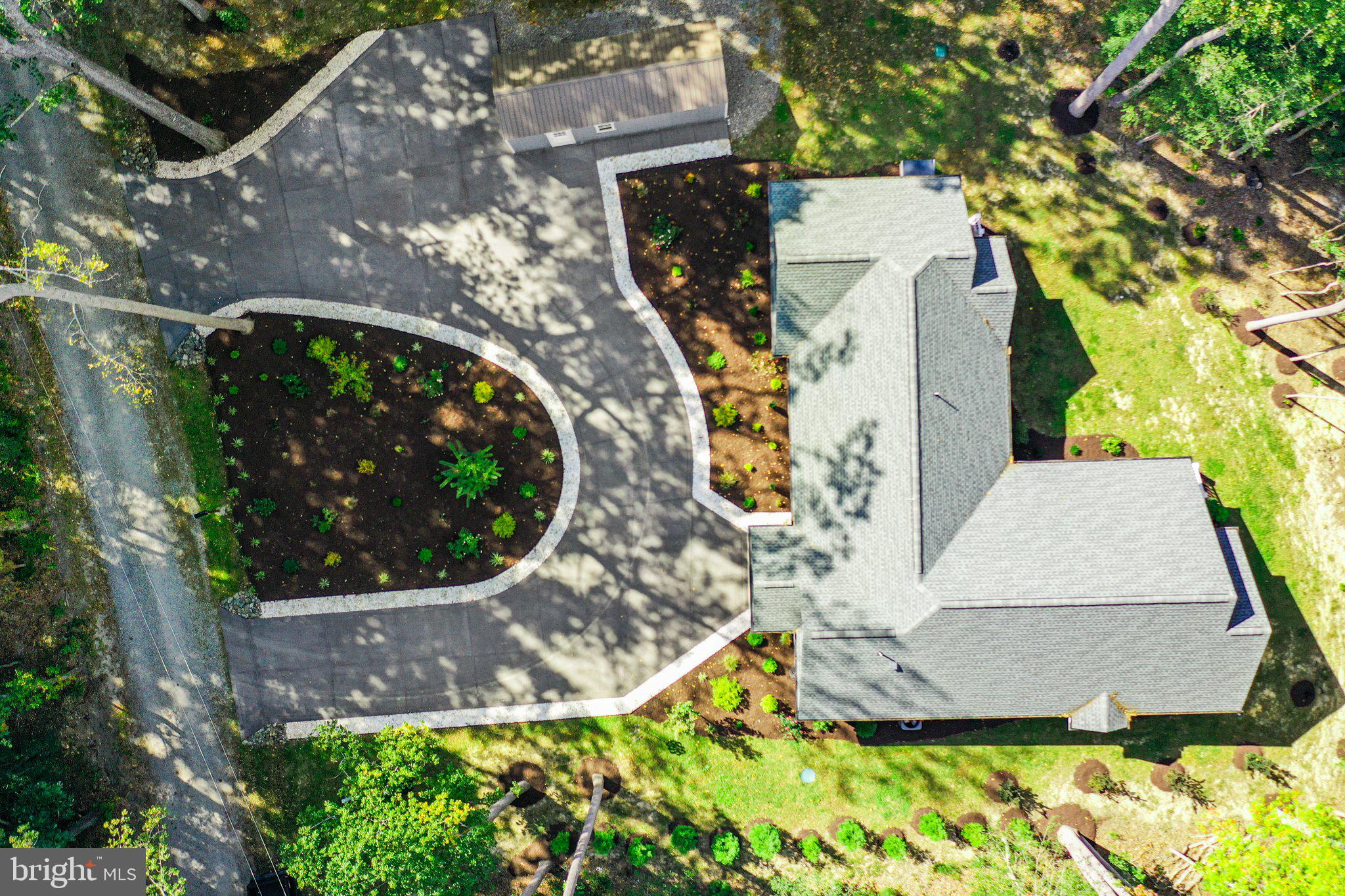 878 FOREST GREEN ROAD