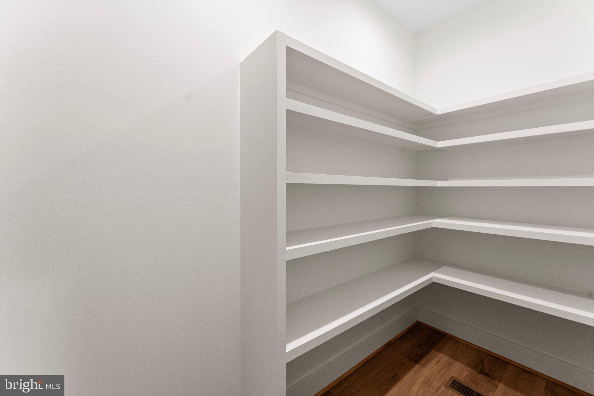 FOREST GREEN - Residential