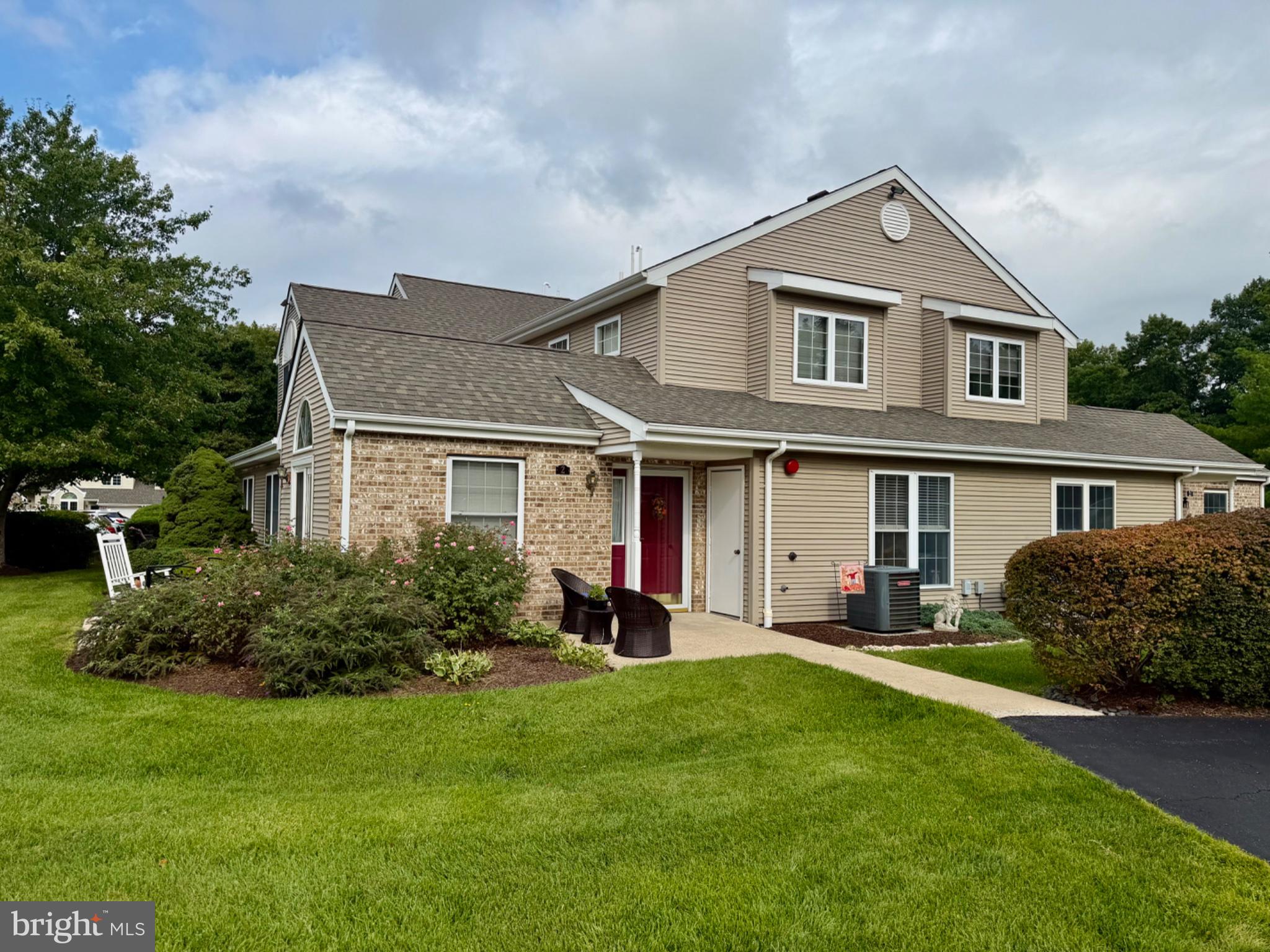 2 COLEFAX COURT 79