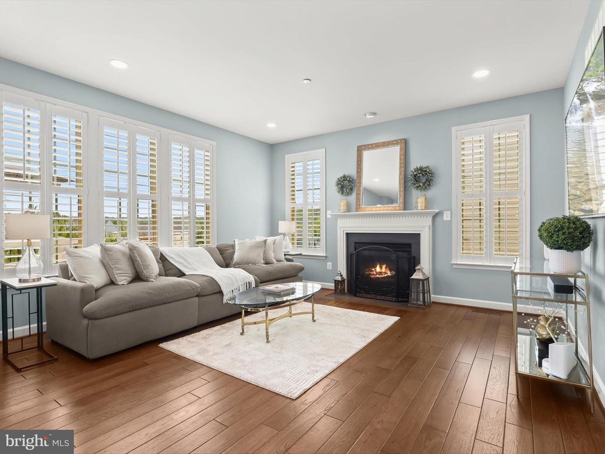 2101 HUNTINGTON TERRACE