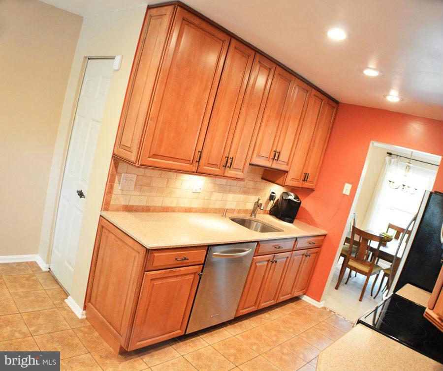 COUNTRY CREEK - Residential