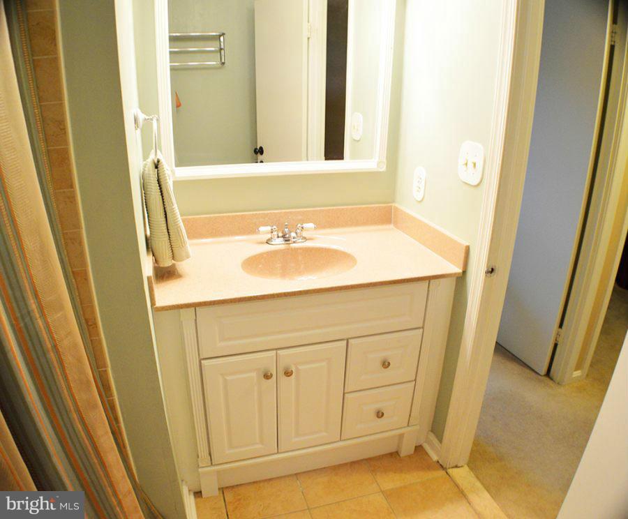 COUNTRY CREEK - Residential