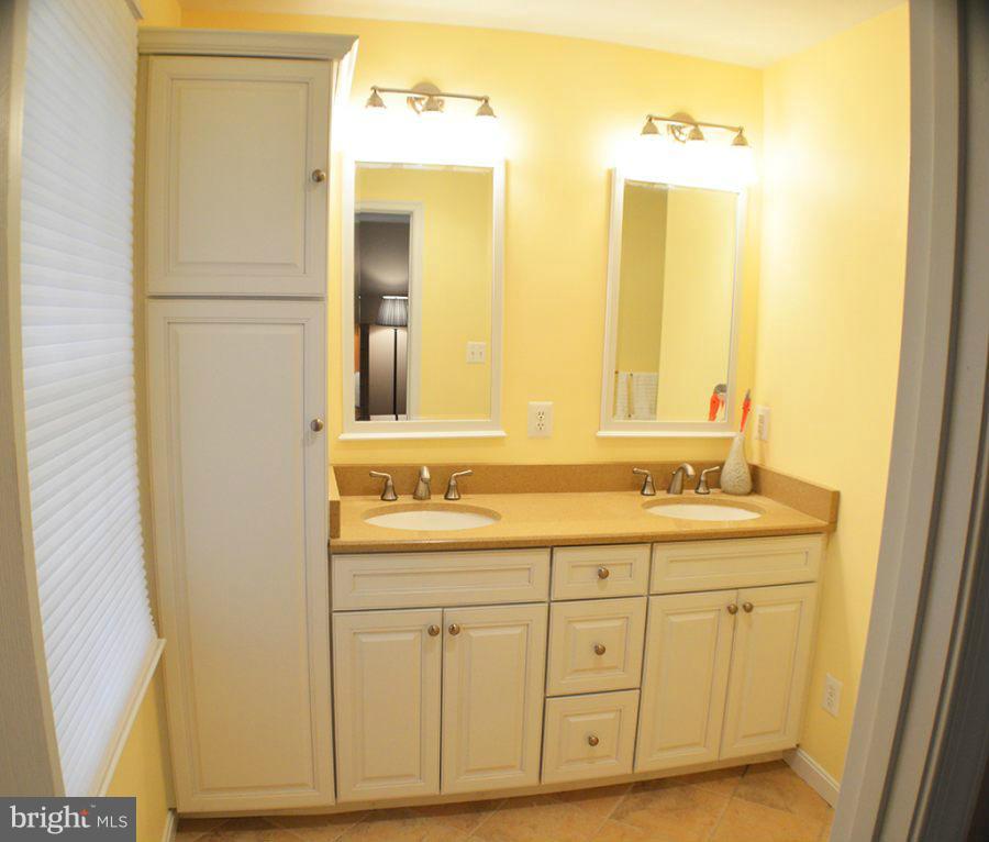 COUNTRY CREEK - Residential