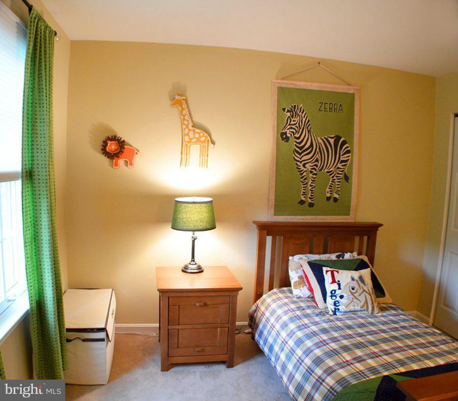 COUNTRY CREEK - Residential