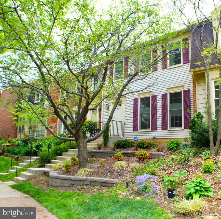 COUNTRY CREEK - Residential