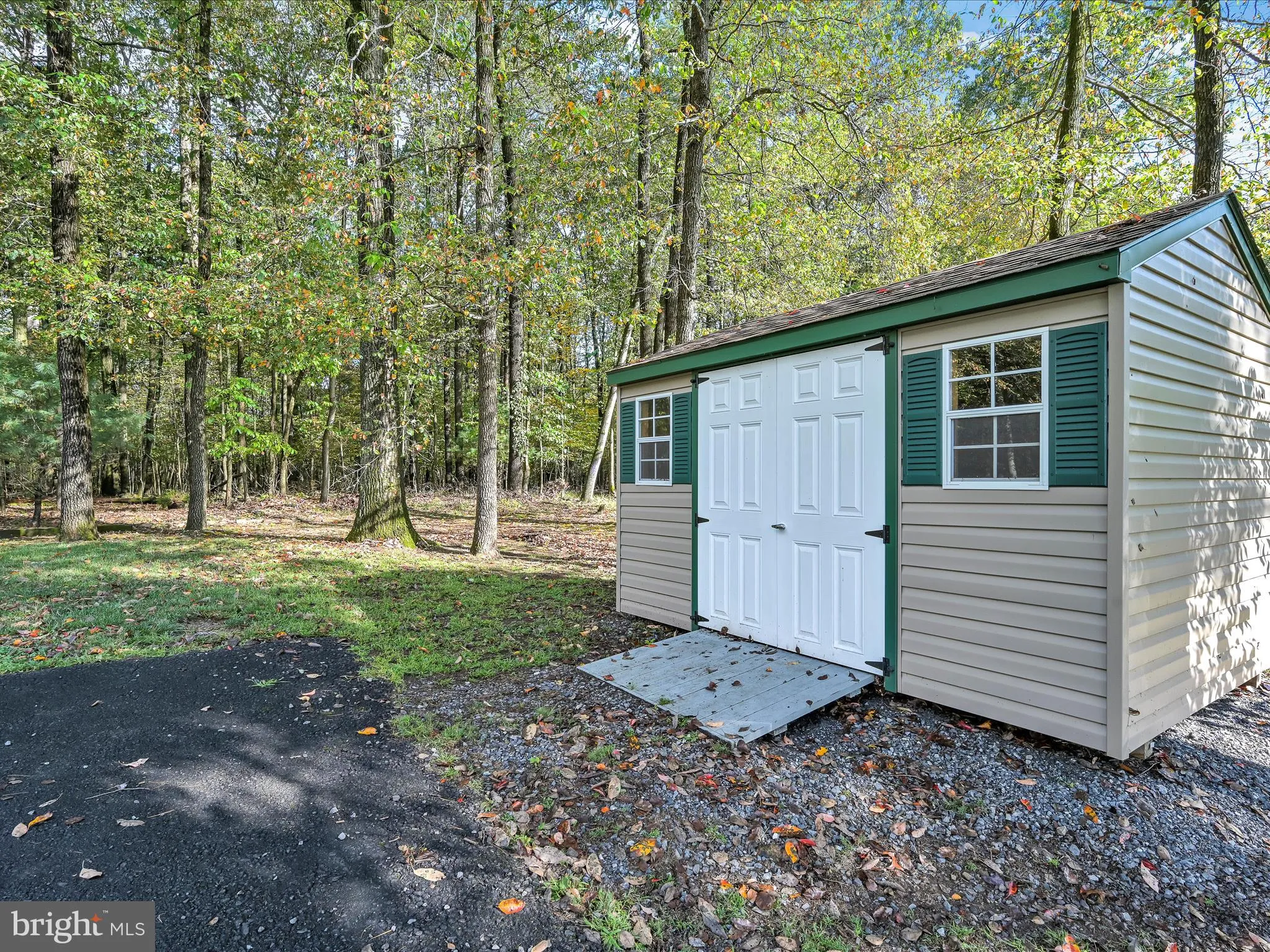 Auburn, Pennsylvania 17922, United States, 3 Bedrooms Bedrooms, ,4 BathroomsBathrooms,Residential,Coming Soon,218320