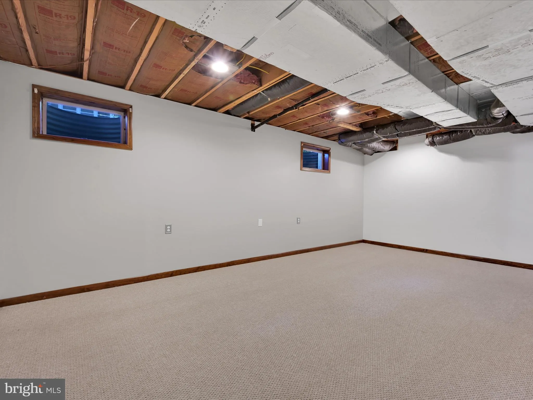 Auburn, Pennsylvania 17922, United States, 3 Bedrooms Bedrooms, ,4 BathroomsBathrooms,Residential,Coming Soon,218320