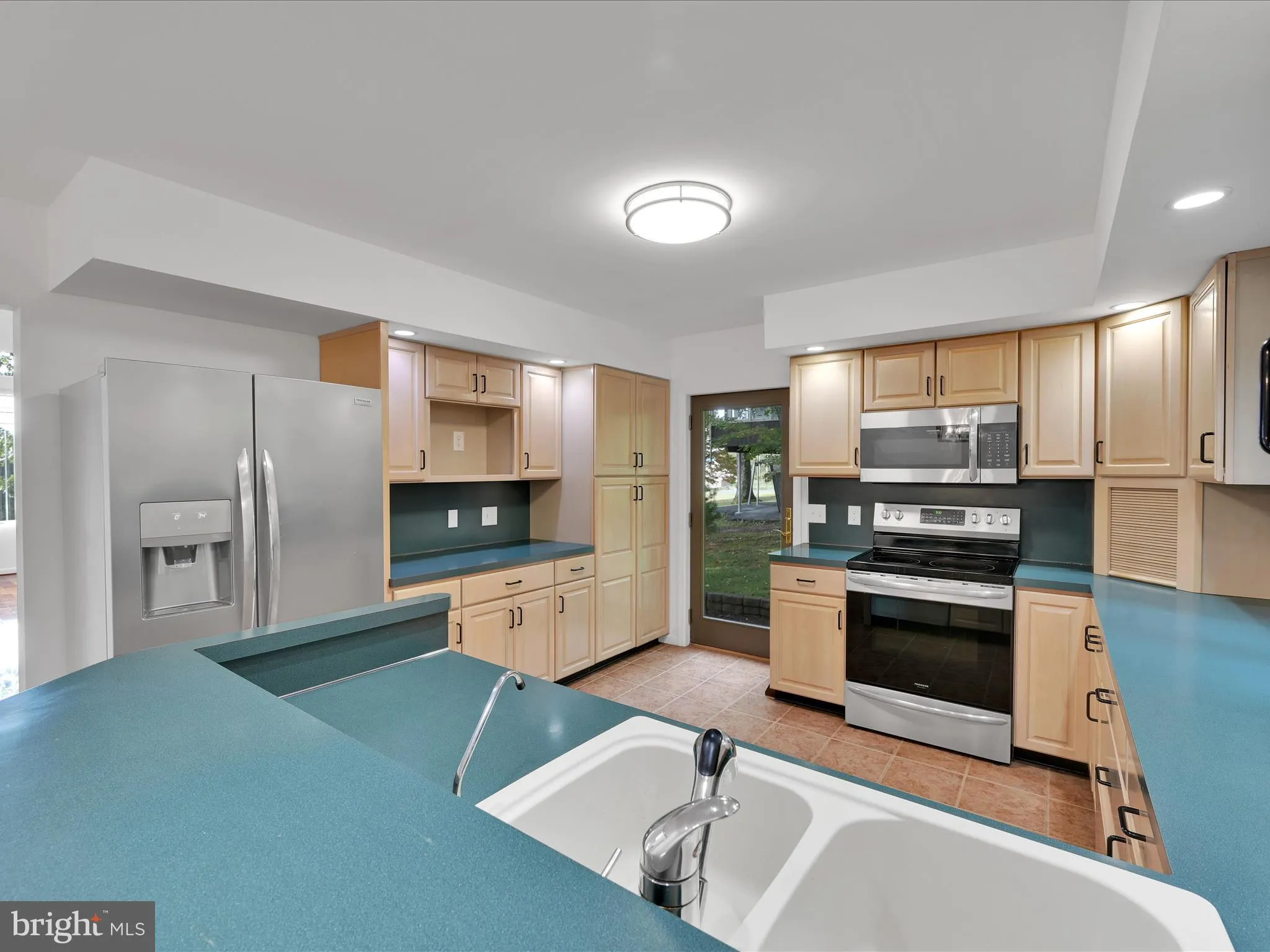 Auburn, Pennsylvania 17922, United States, 3 Bedrooms Bedrooms, ,4 BathroomsBathrooms,Residential,Coming Soon,218320