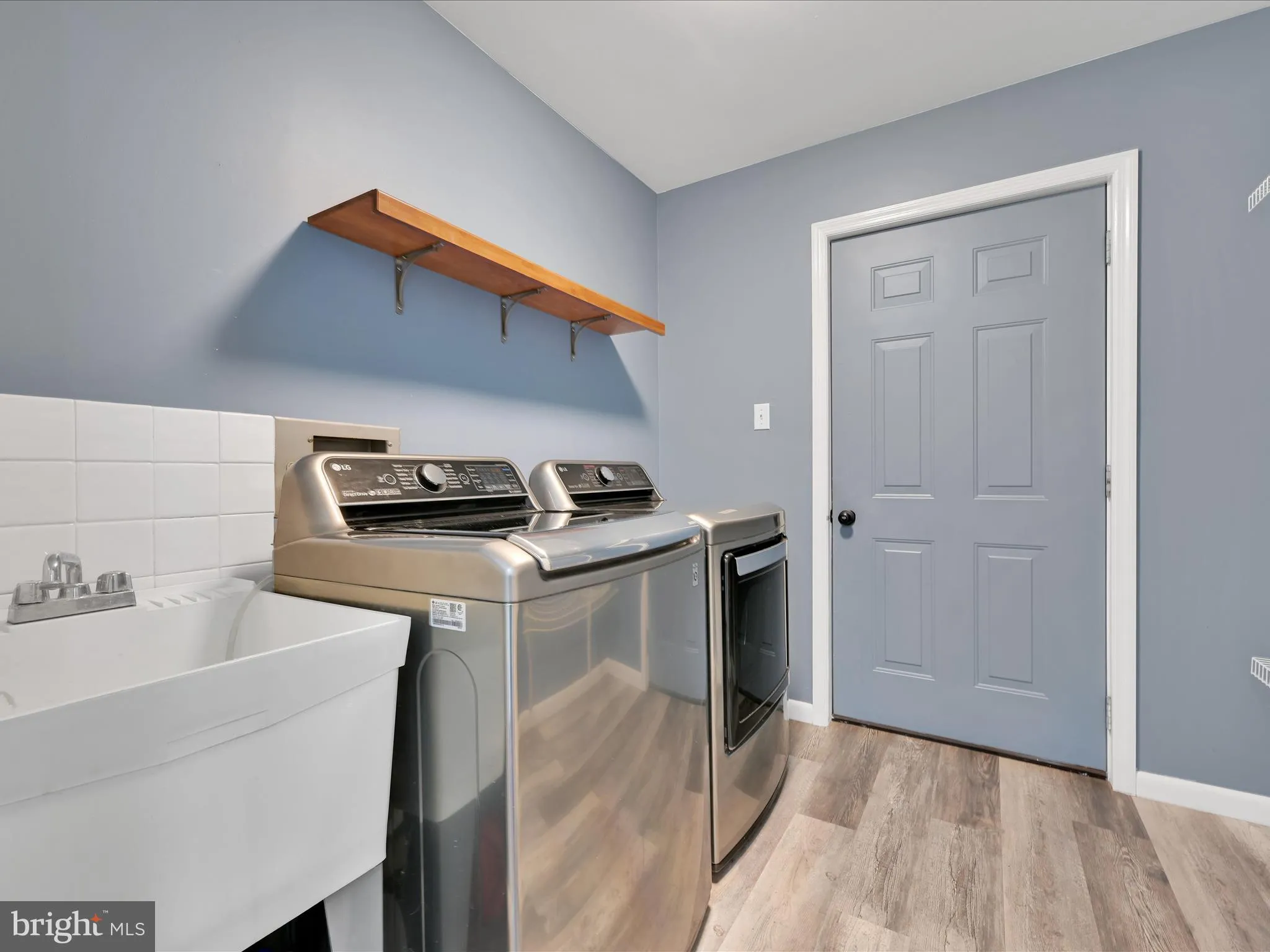 Auburn, Pennsylvania 17922, United States, 3 Bedrooms Bedrooms, ,4 BathroomsBathrooms,Residential,Coming Soon,218320