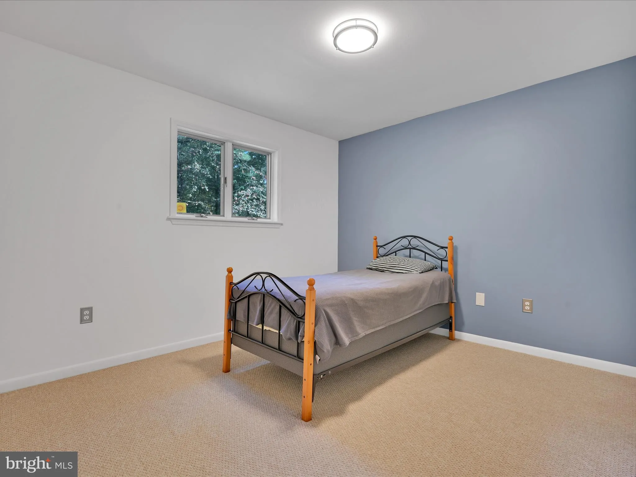 Auburn, Pennsylvania 17922, United States, 3 Bedrooms Bedrooms, ,4 BathroomsBathrooms,Residential,Coming Soon,218320