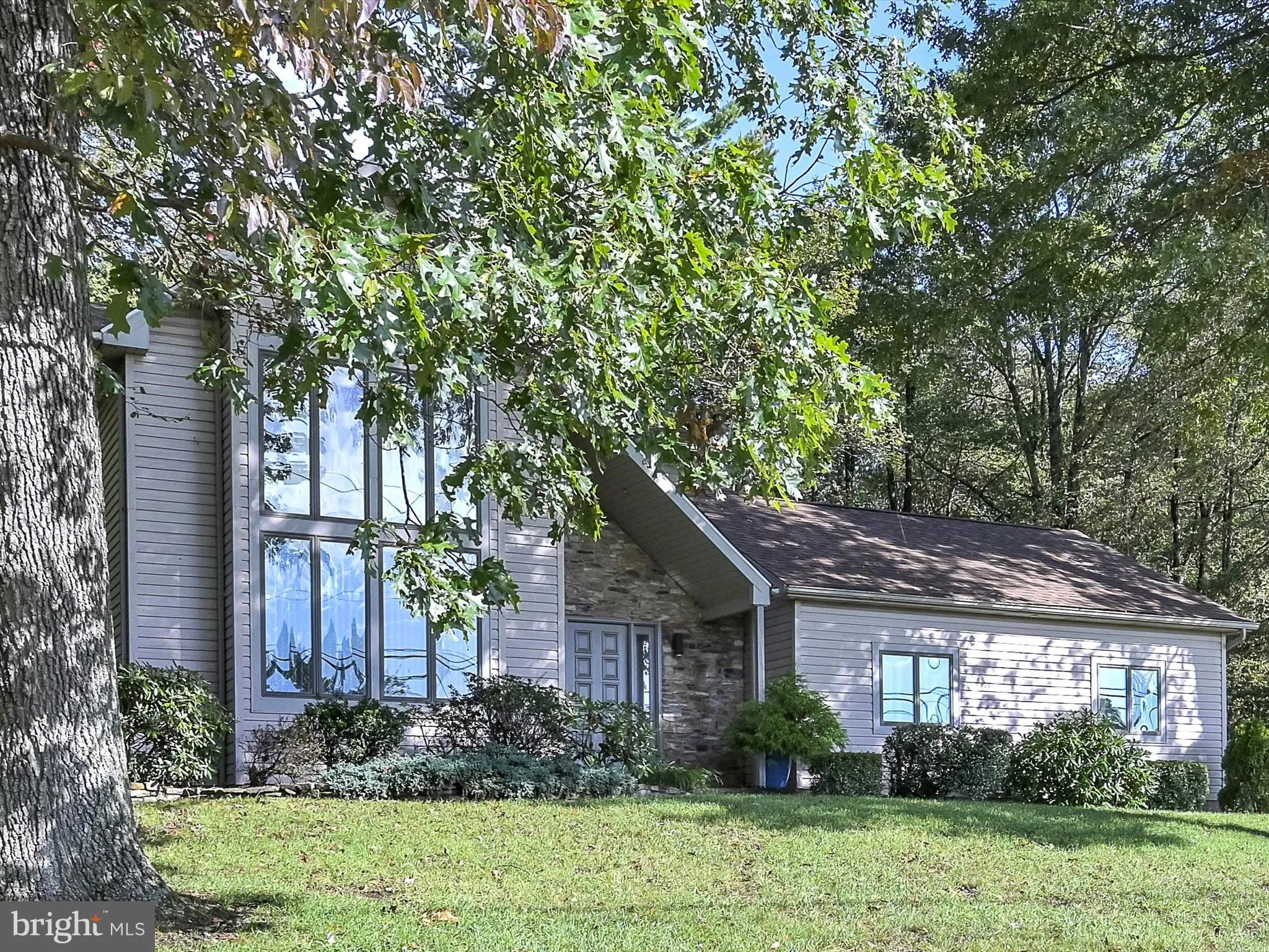 Auburn, Pennsylvania 17922, United States, 3 Bedrooms Bedrooms, ,4 BathroomsBathrooms,Residential,Coming Soon,218320