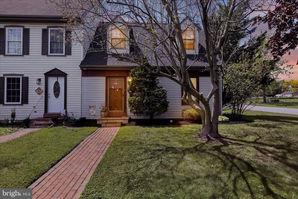Photo of 40 Carriage House Drive, WILLOW STREET, PA 17584 (MLS # PALA2087230)