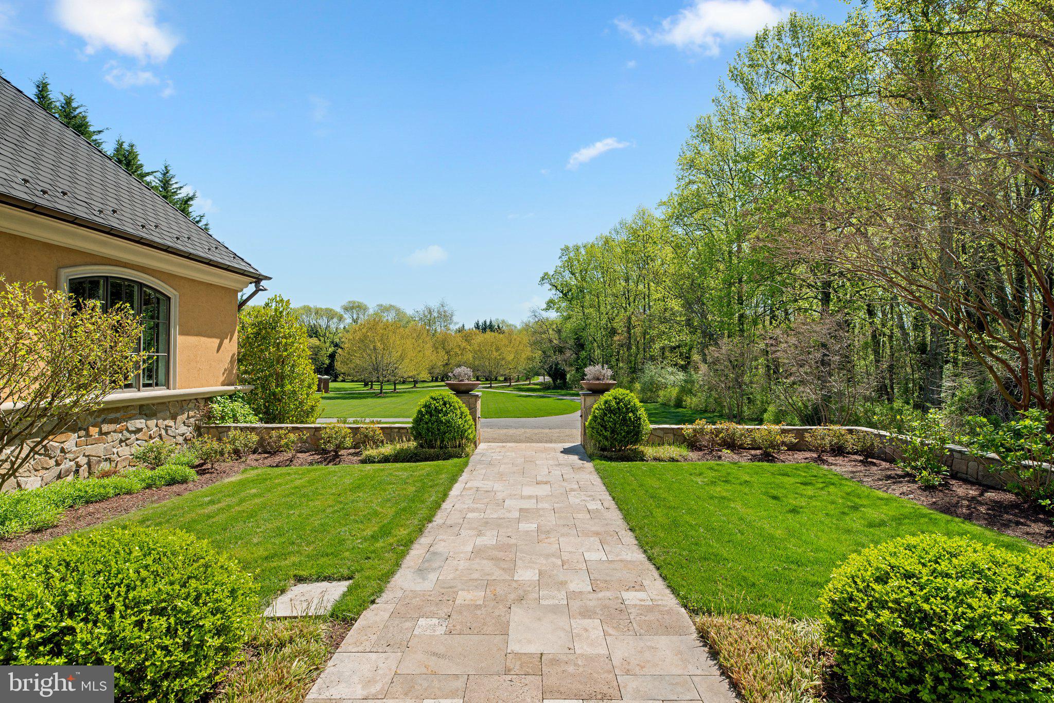 BYWATER ESTATES - Residential