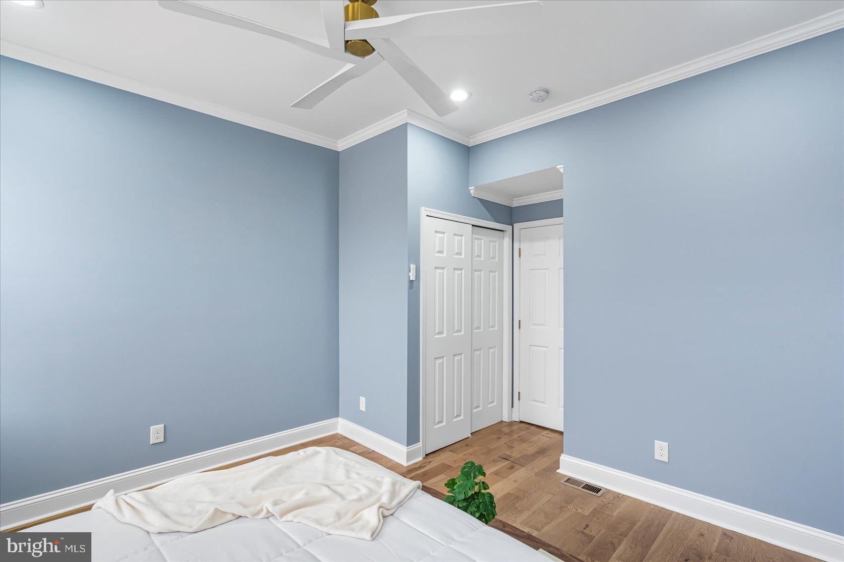 MIDTOWN EDMONDSON - Residential