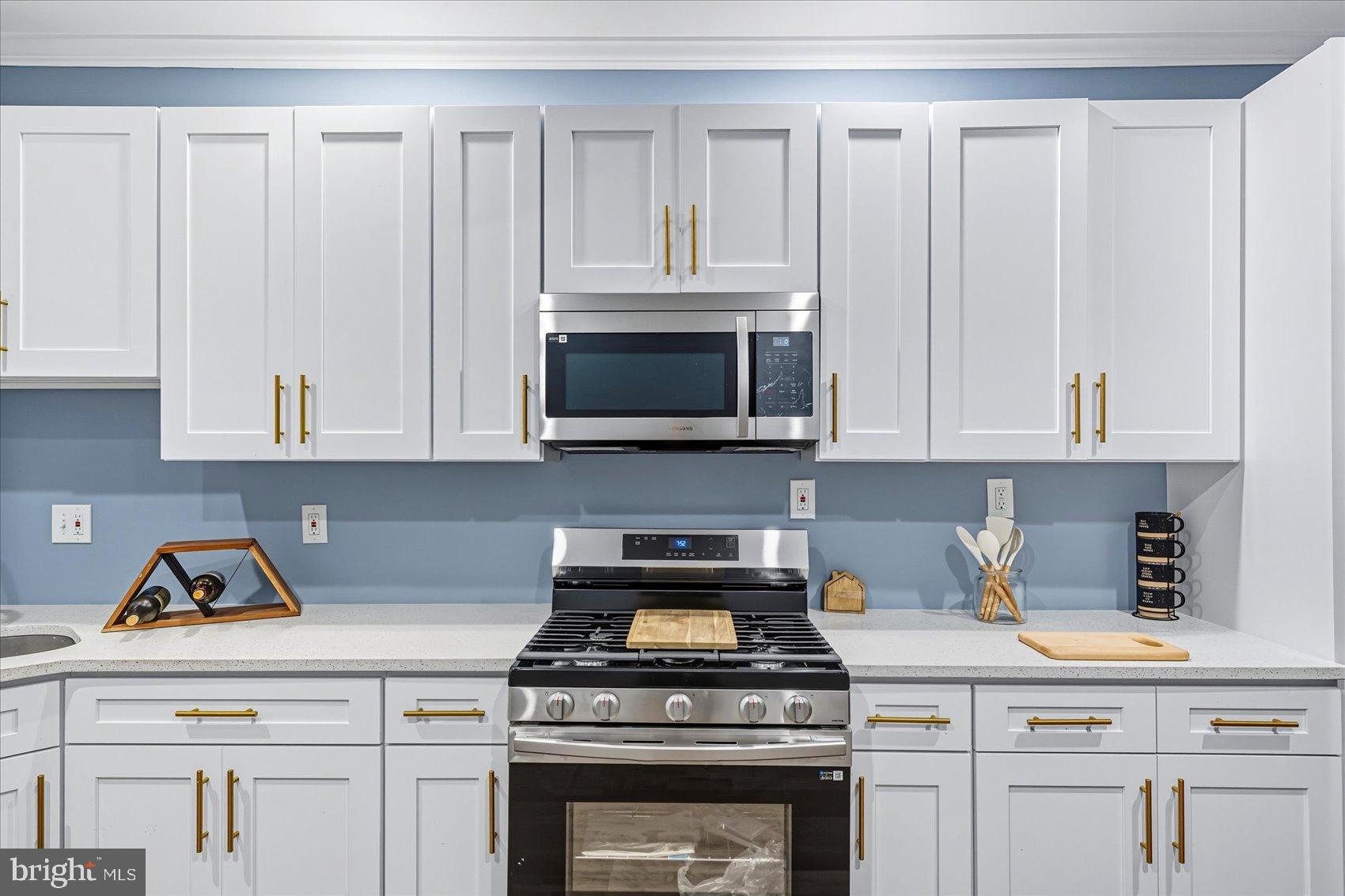 MIDTOWN EDMONDSON - Residential