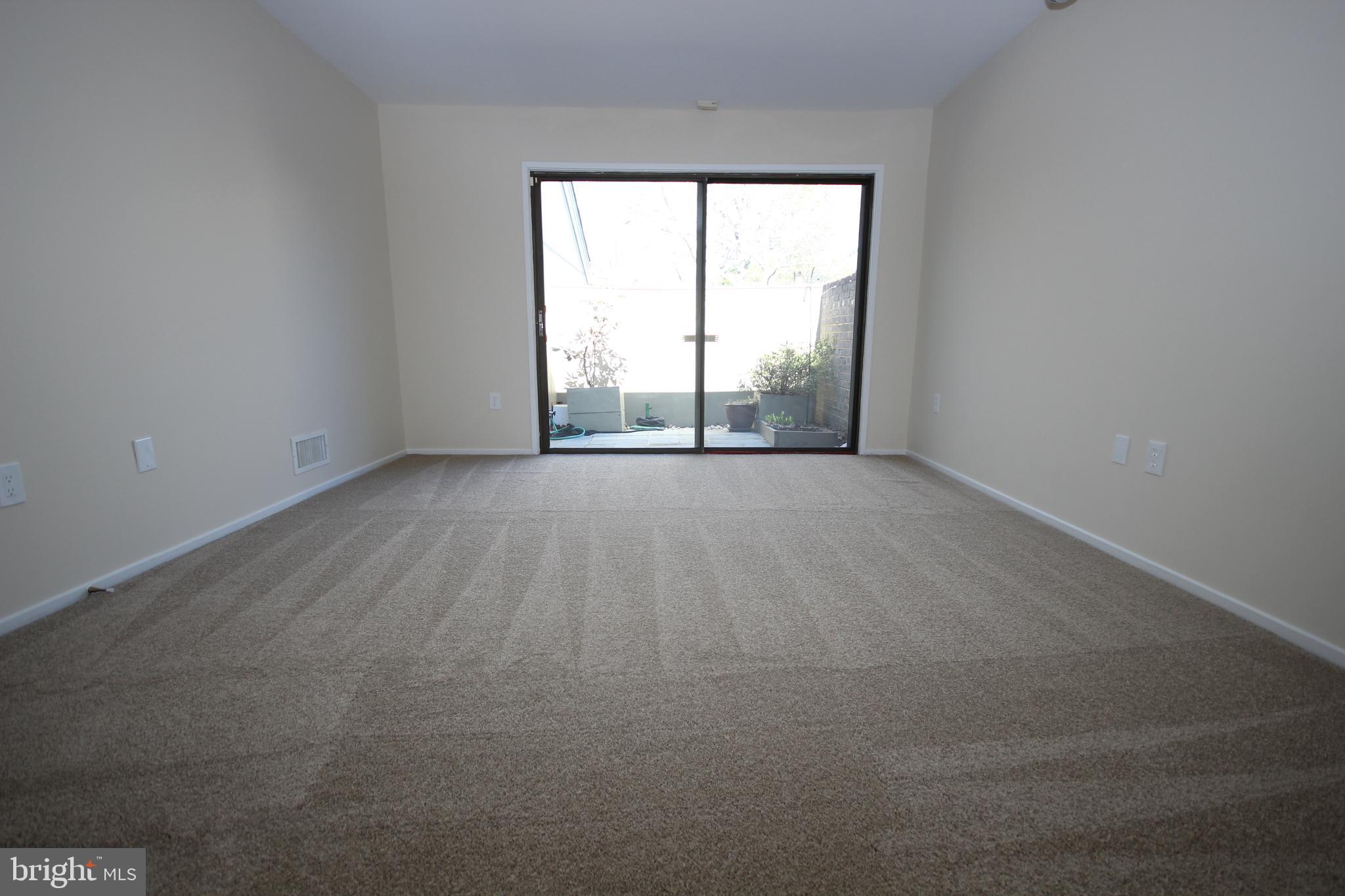 COURTS OF WHETSTONE - Residential