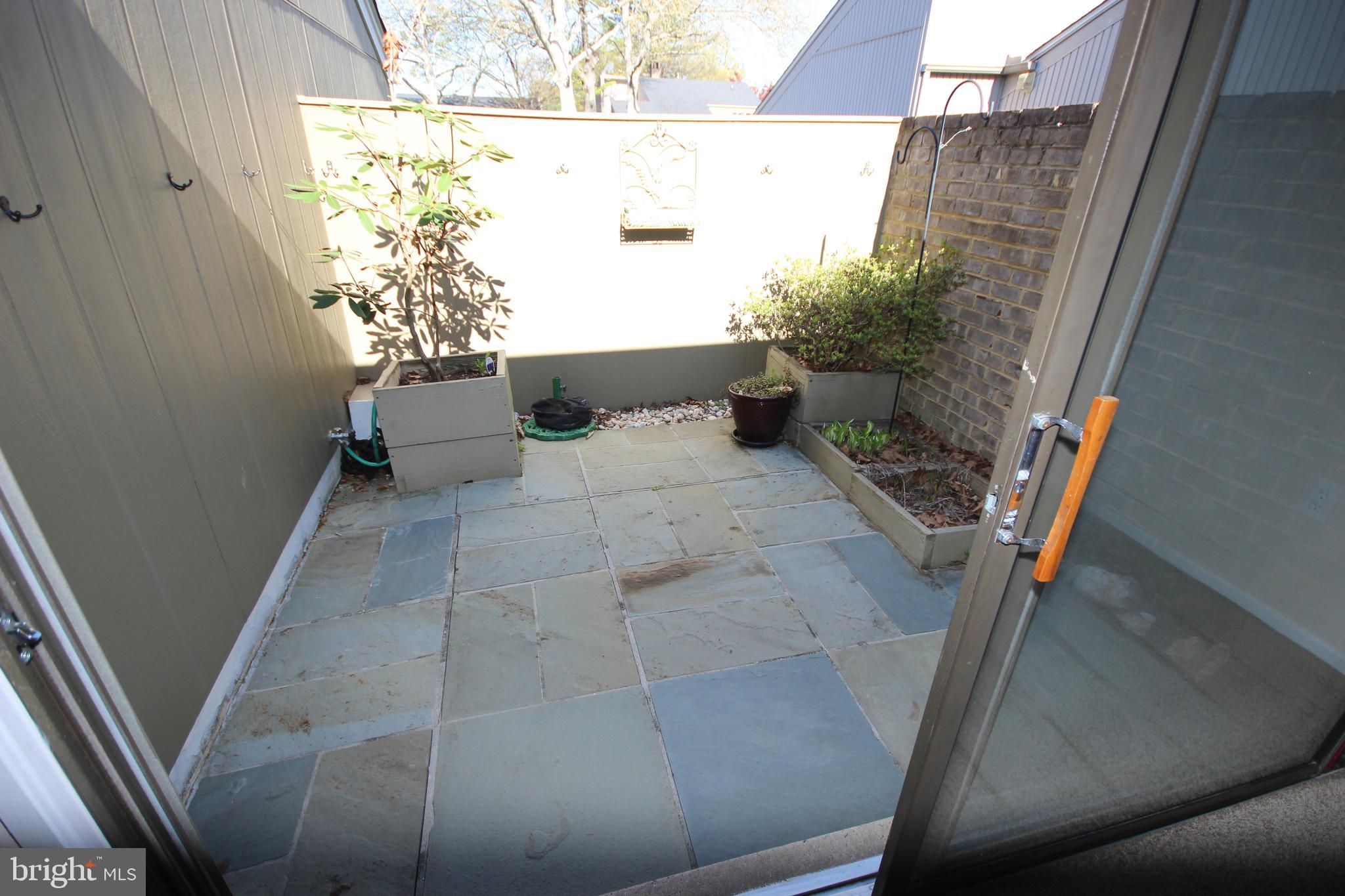 COURTS OF WHETSTONE - Residential